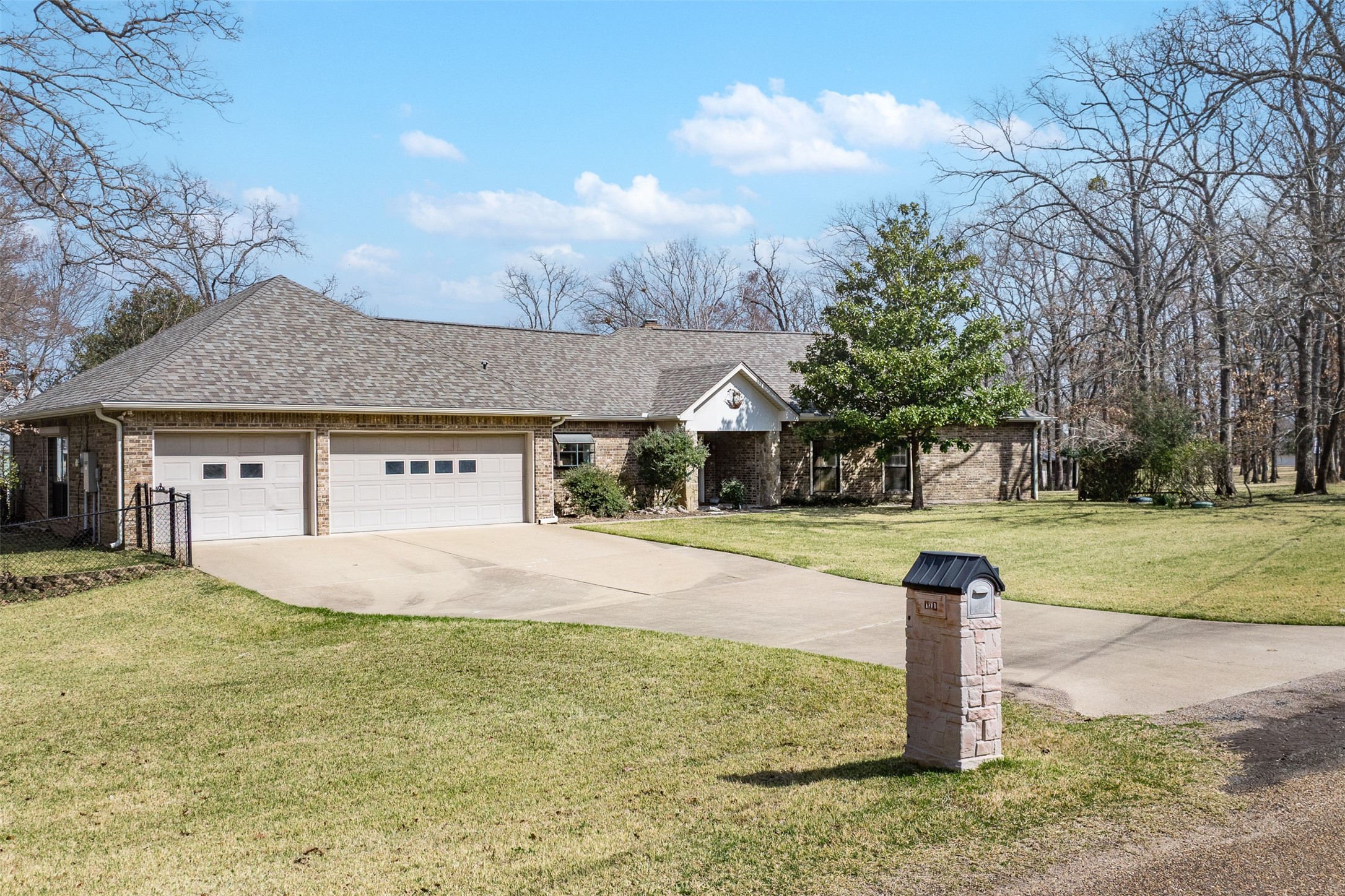 101 E Beverly Drive