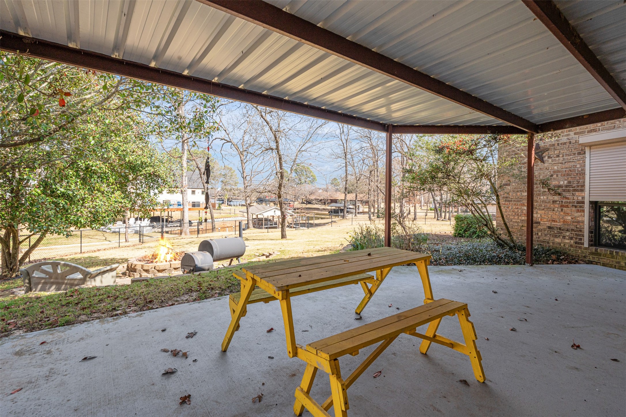 101 E Beverly Drive