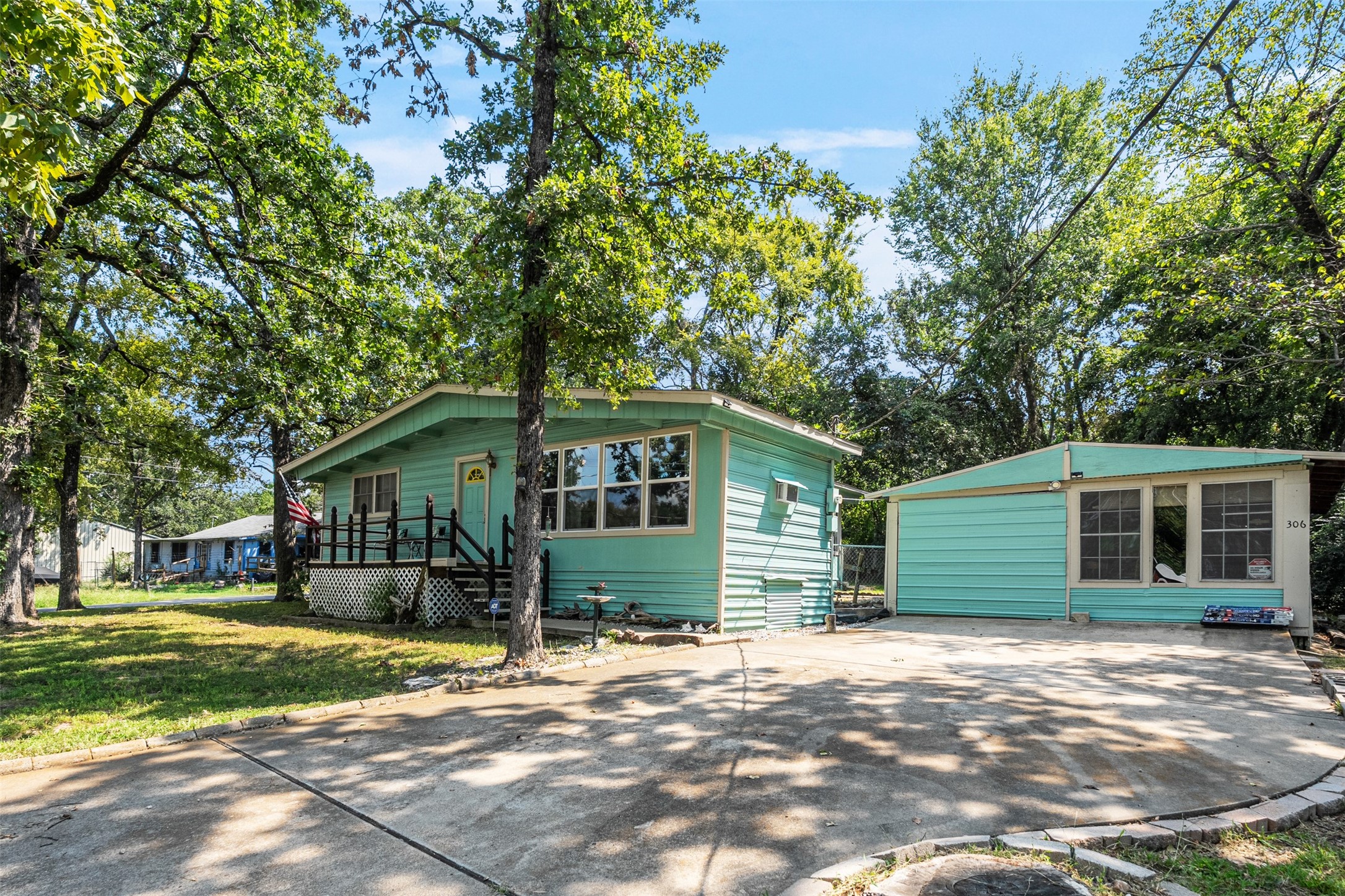 306 Dyer Circle Circle