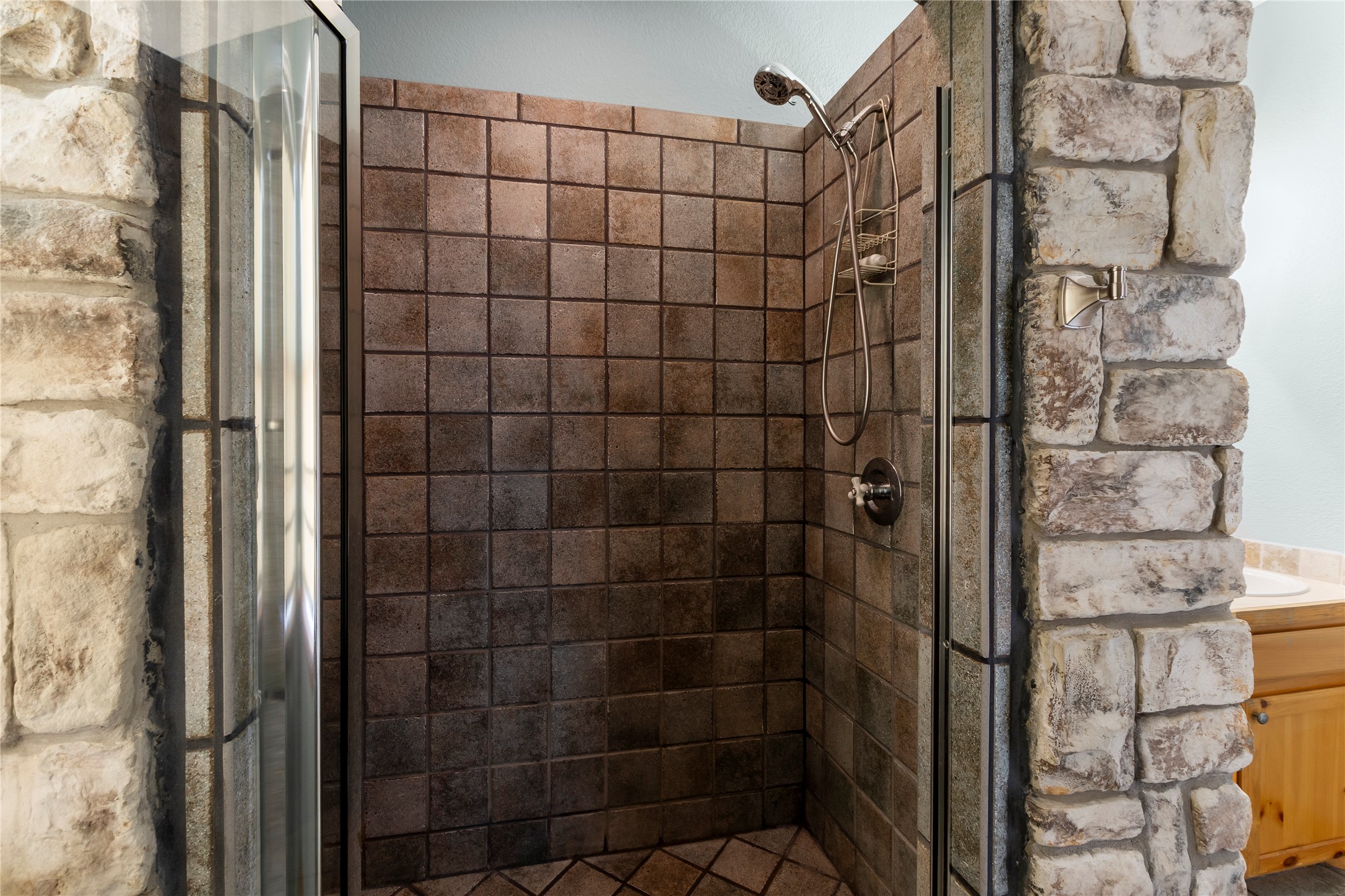 5459 Woodland Shores Drive