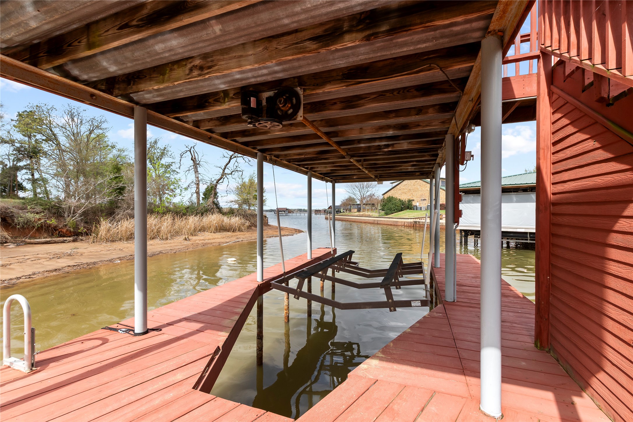 5459 Woodland Shores Drive