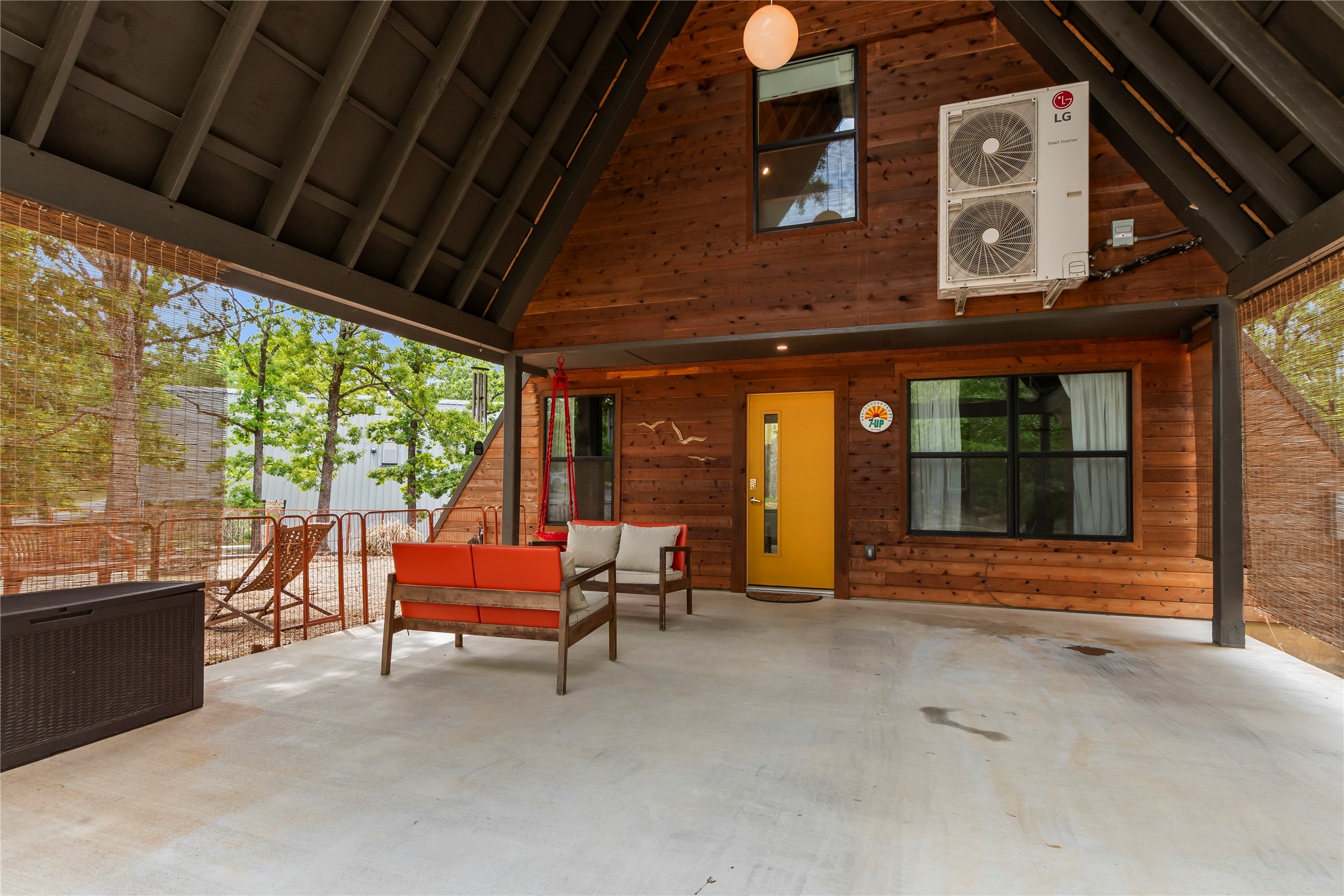5706 Point Lavista