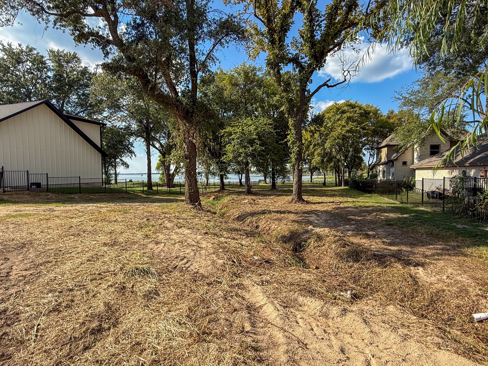 1520 Shoreline Drive
