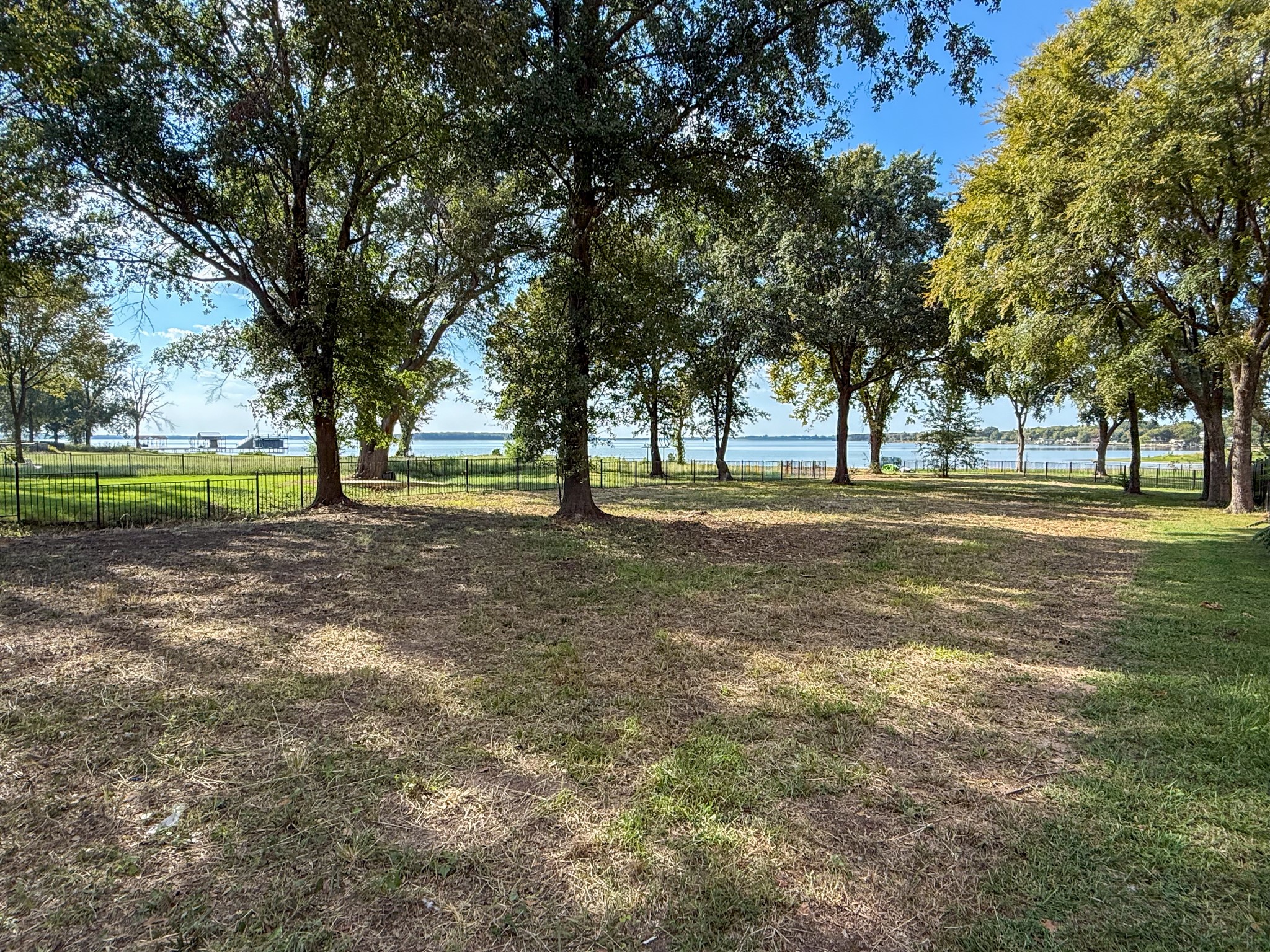 1520 Shoreline Drive