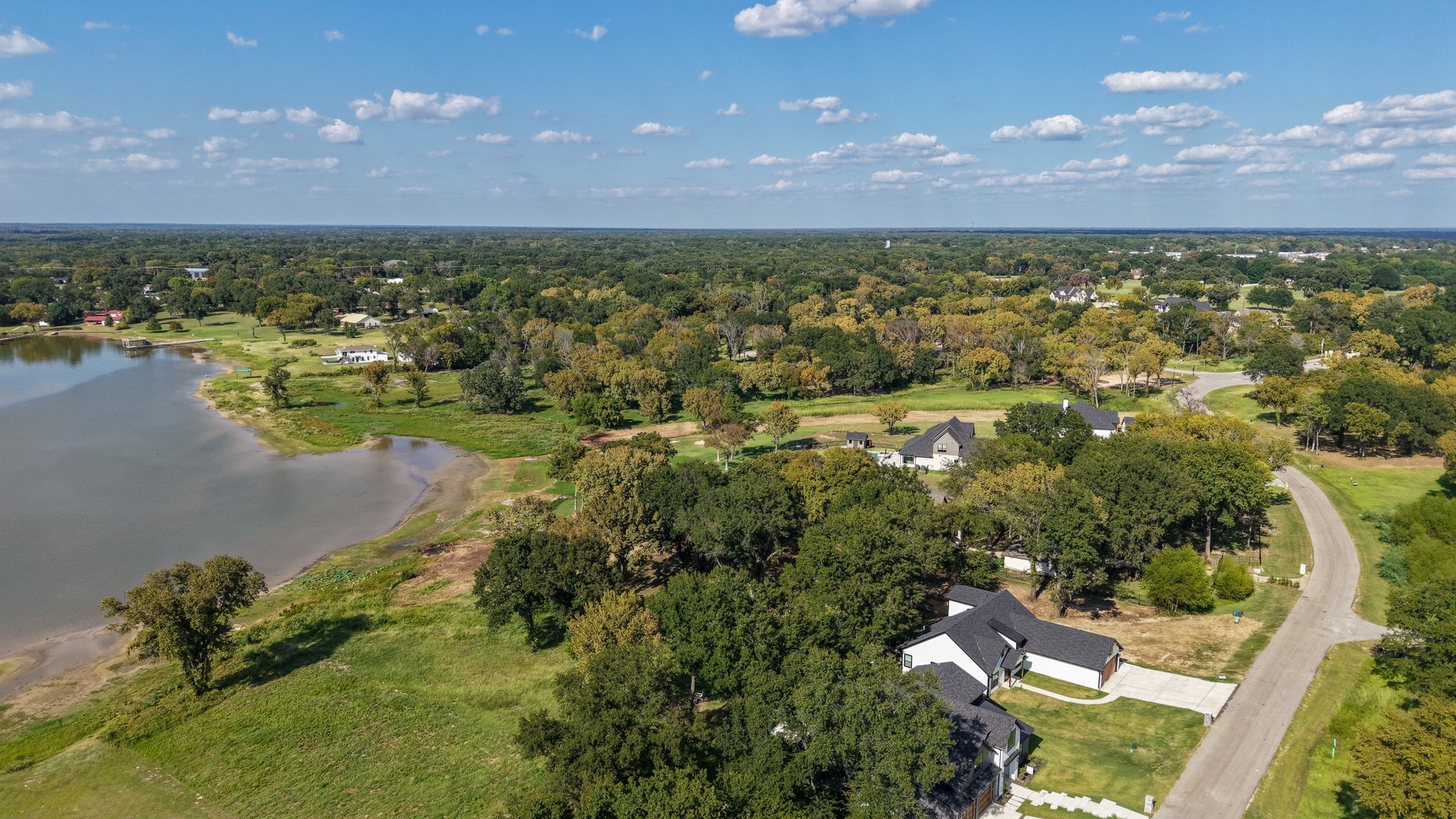 1520 Shoreline Drive