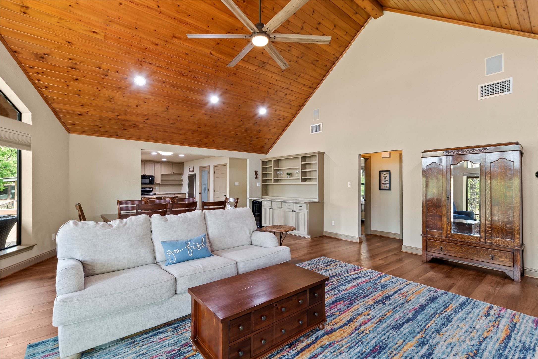 122 Lake Terrace Drive