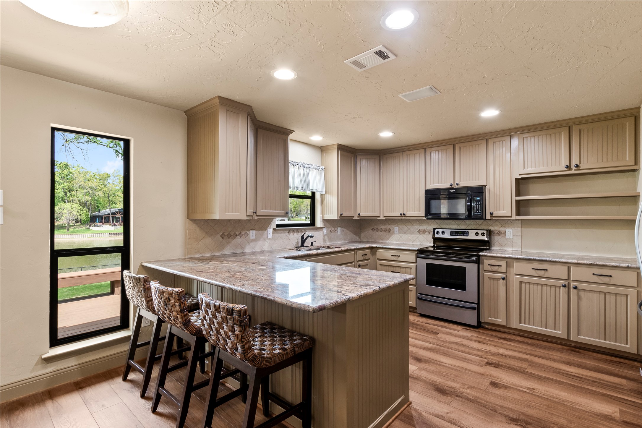 122 Lake Terrace Drive