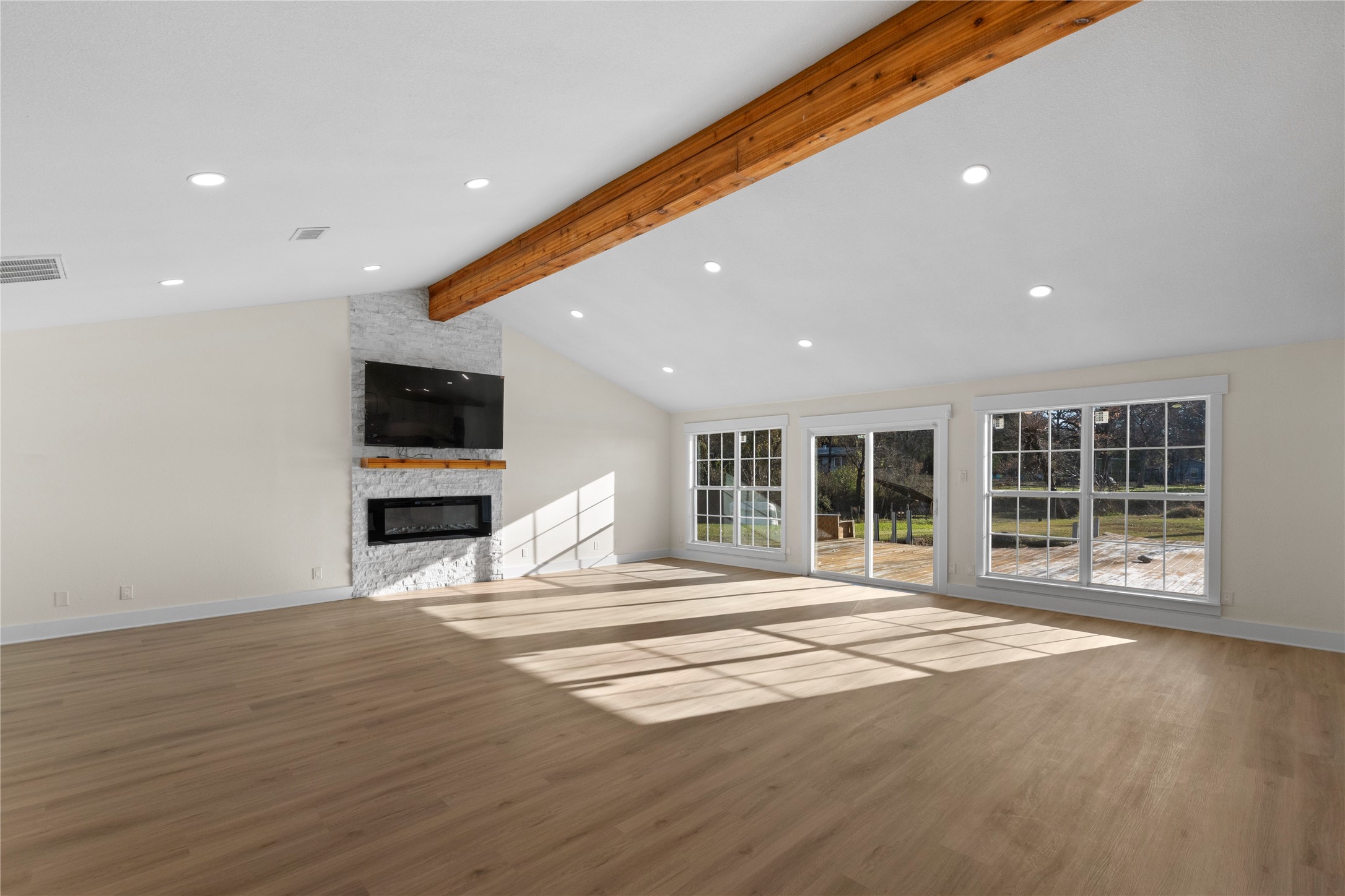 109 Arrow Way
