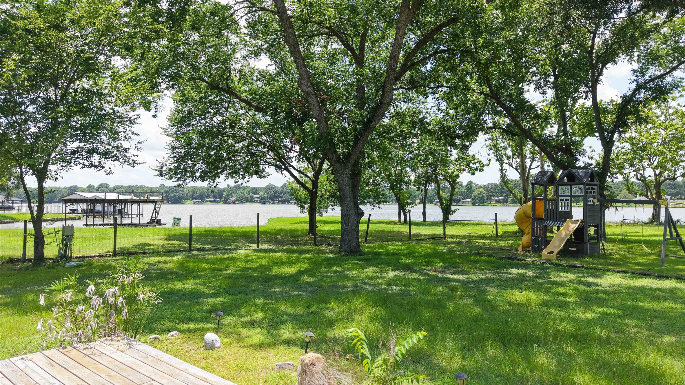 109 Arrow Way