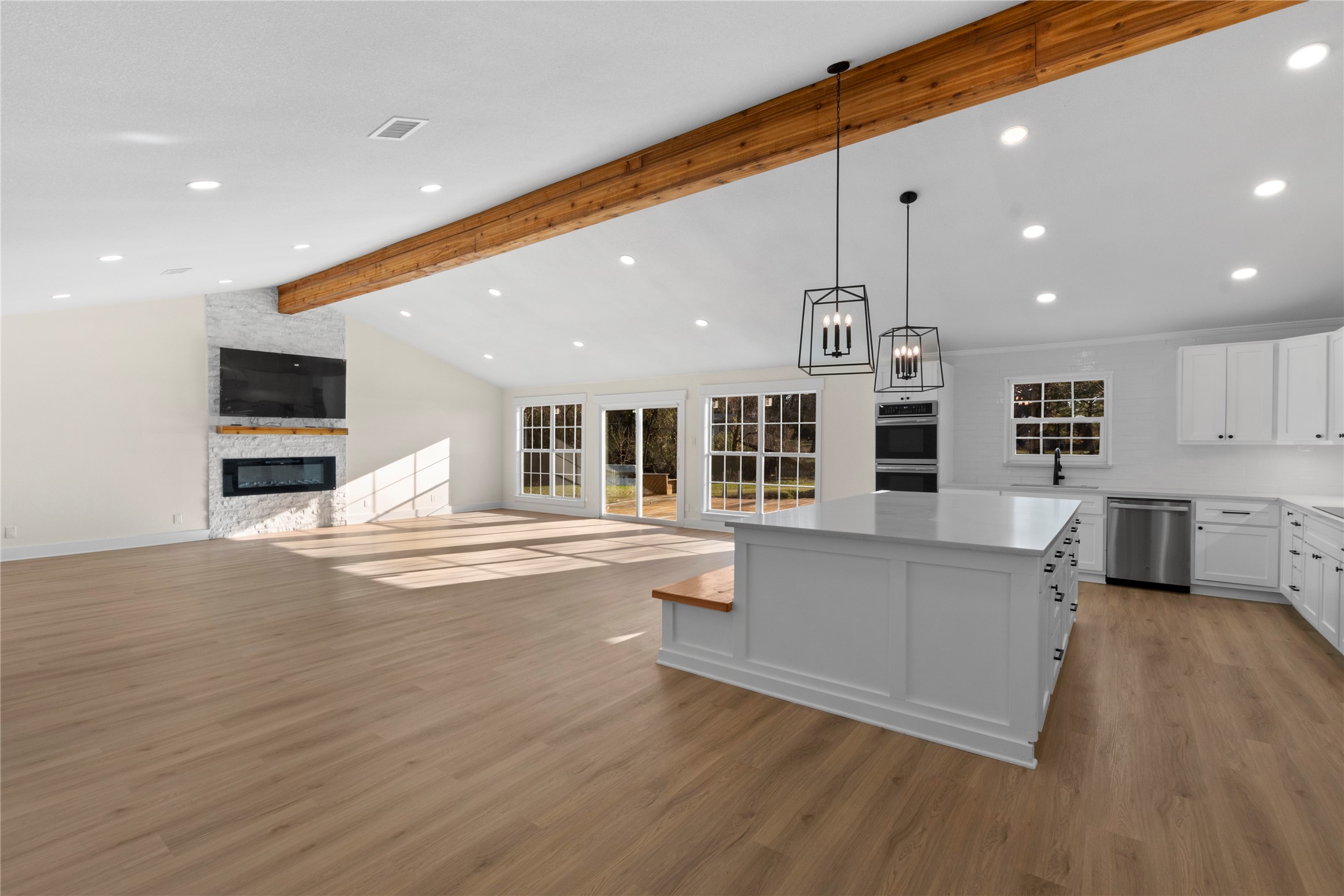 109 Arrow Way