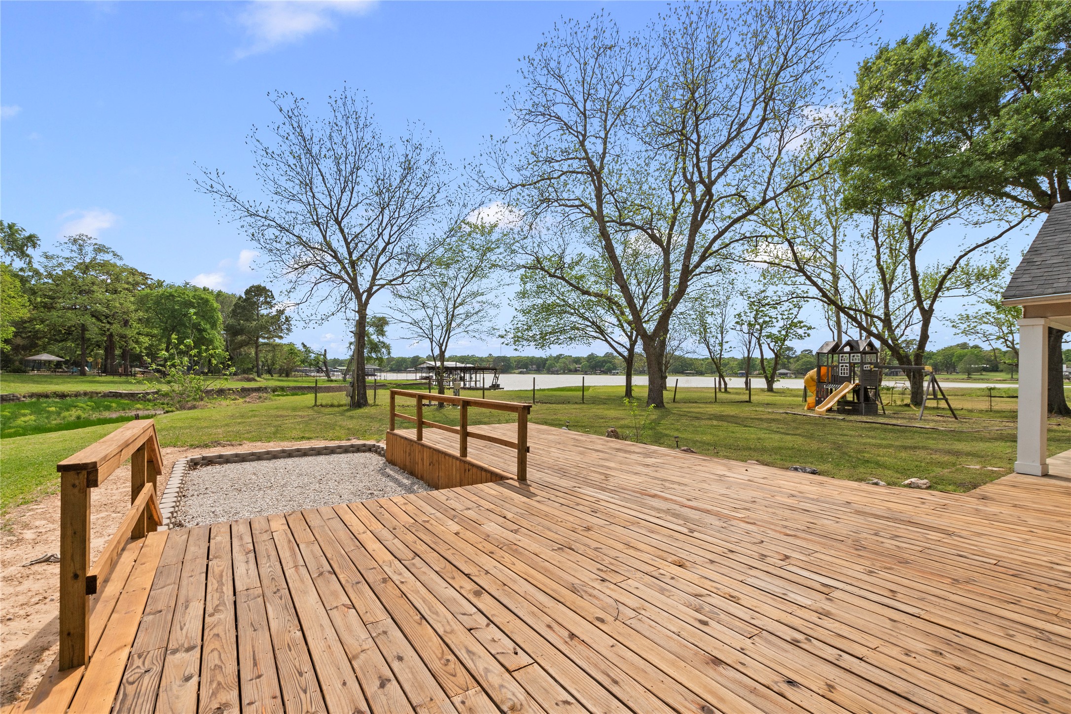 109 Arrow Way