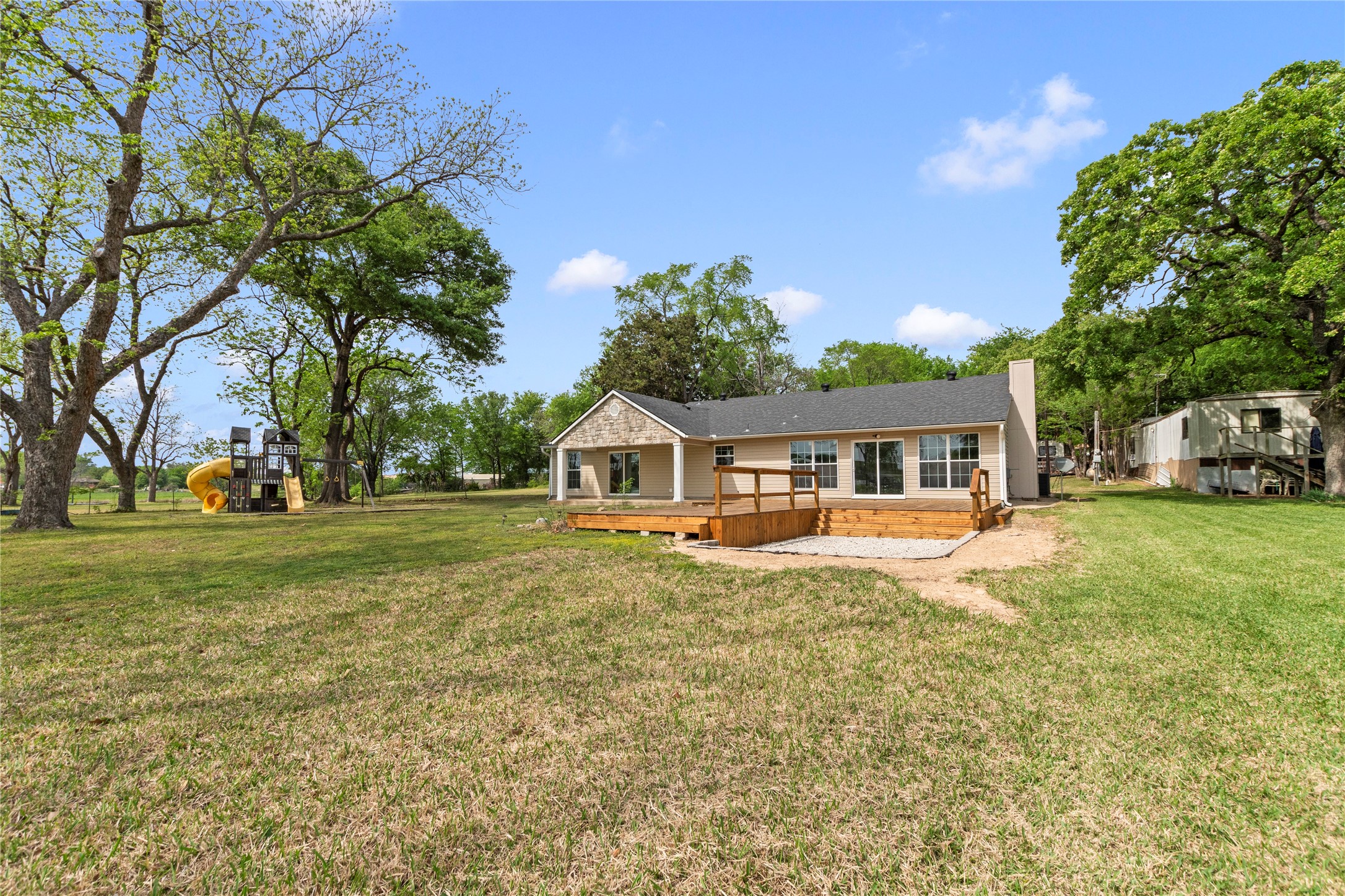 109 Arrow Way