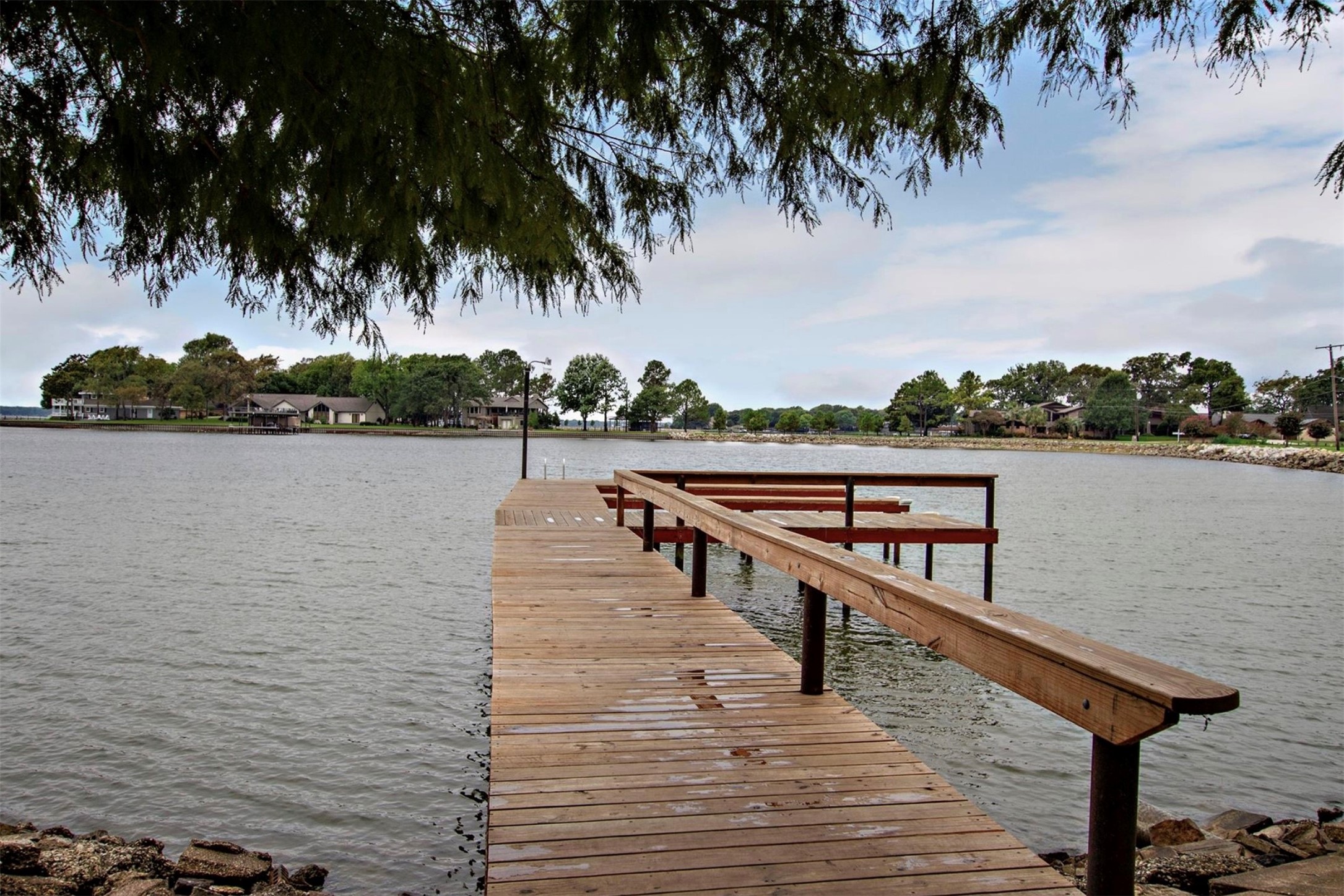 198 Lake Drive
