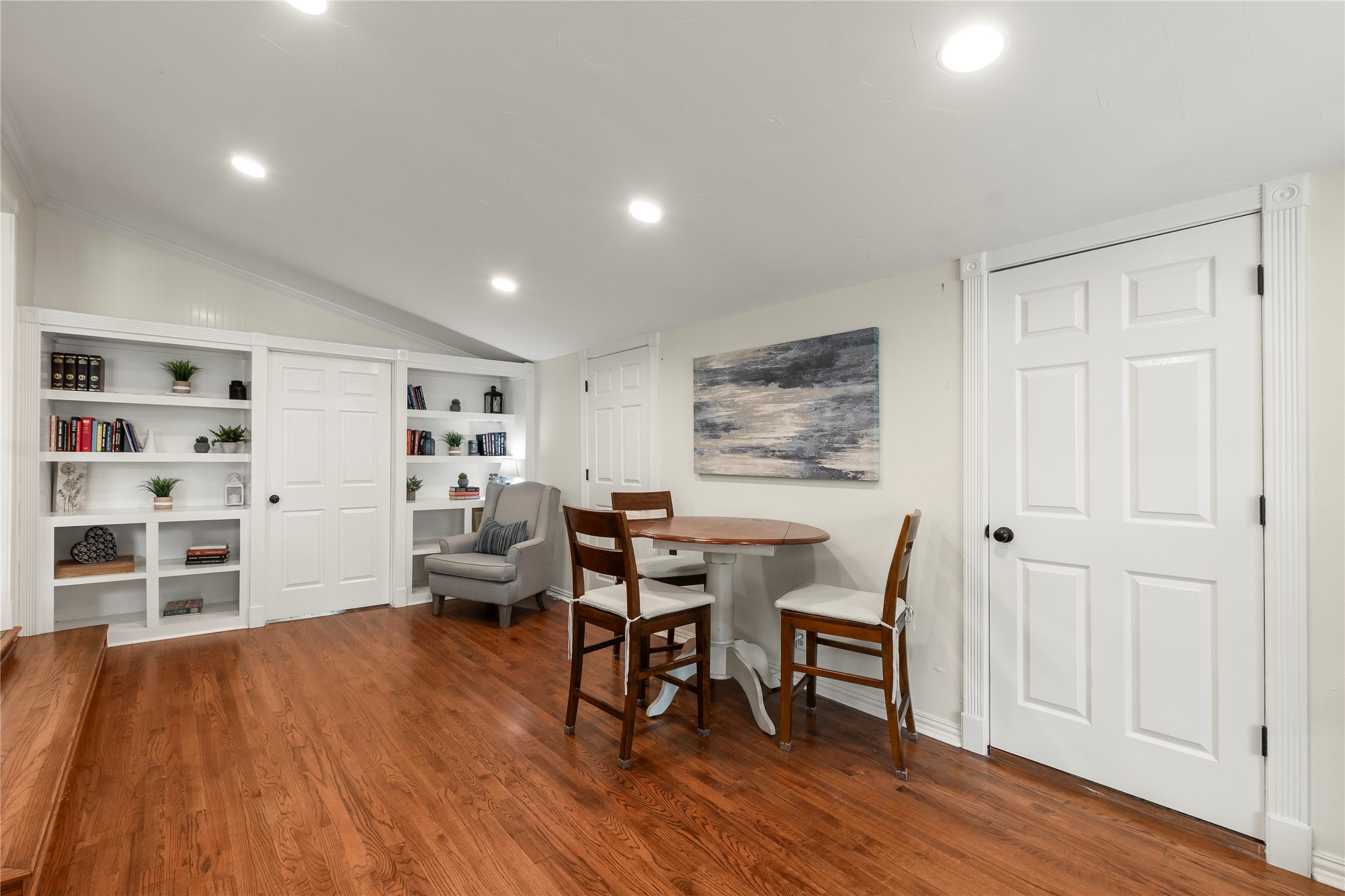198 Lake Drive
