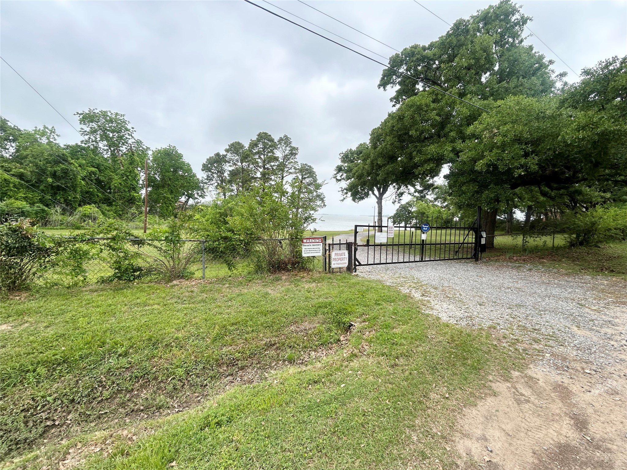 921 Bradleys Bend