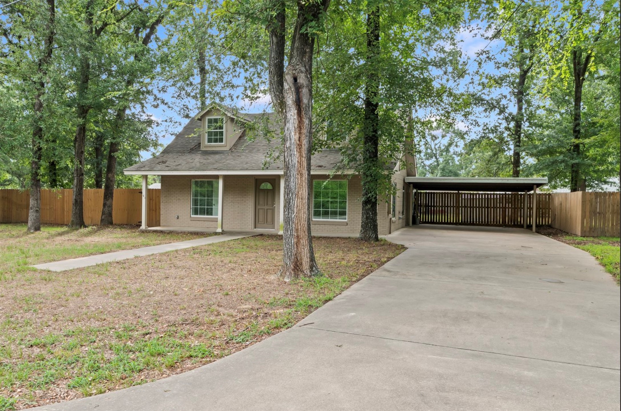921 Bradleys Bend