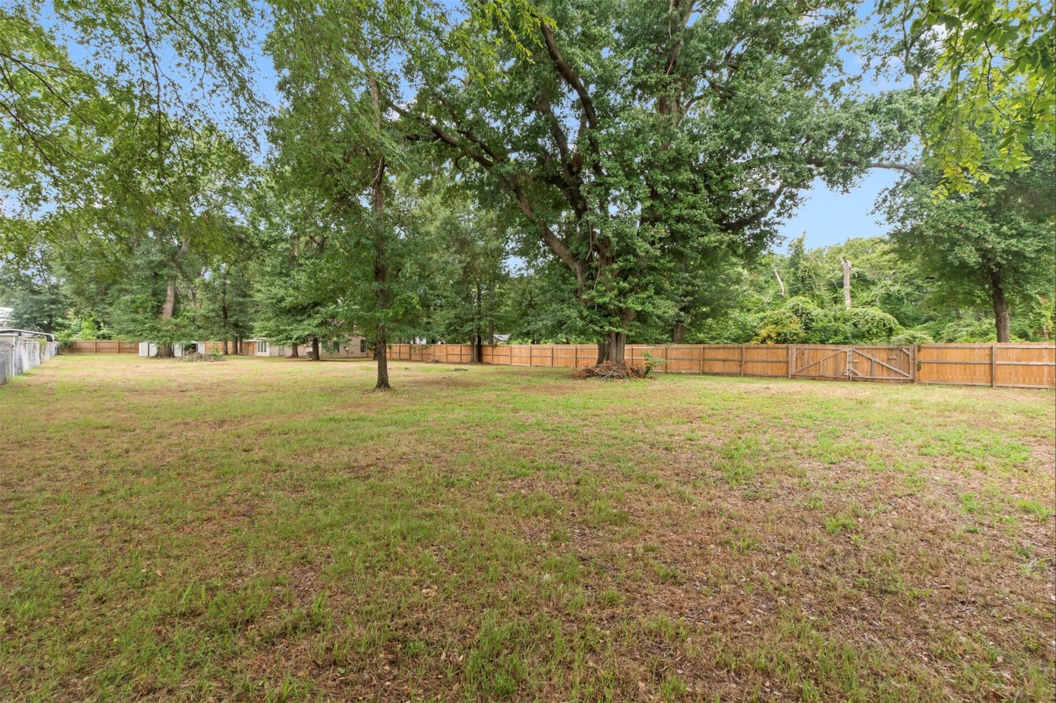 921 Bradleys Bend