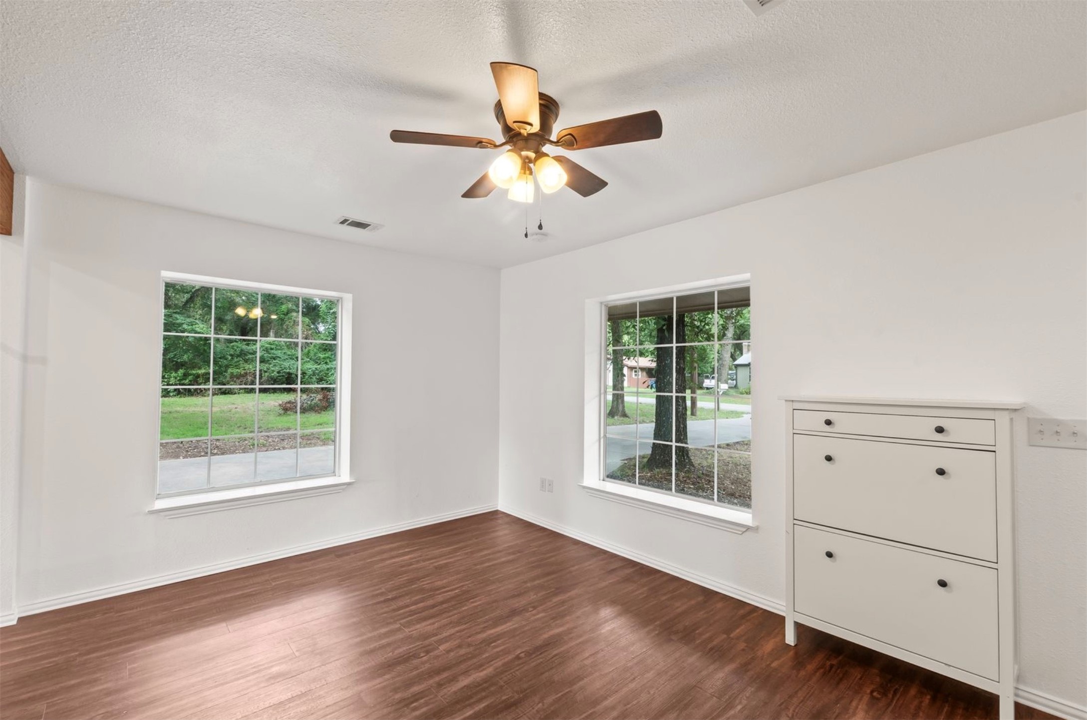 921 Bradleys Bend