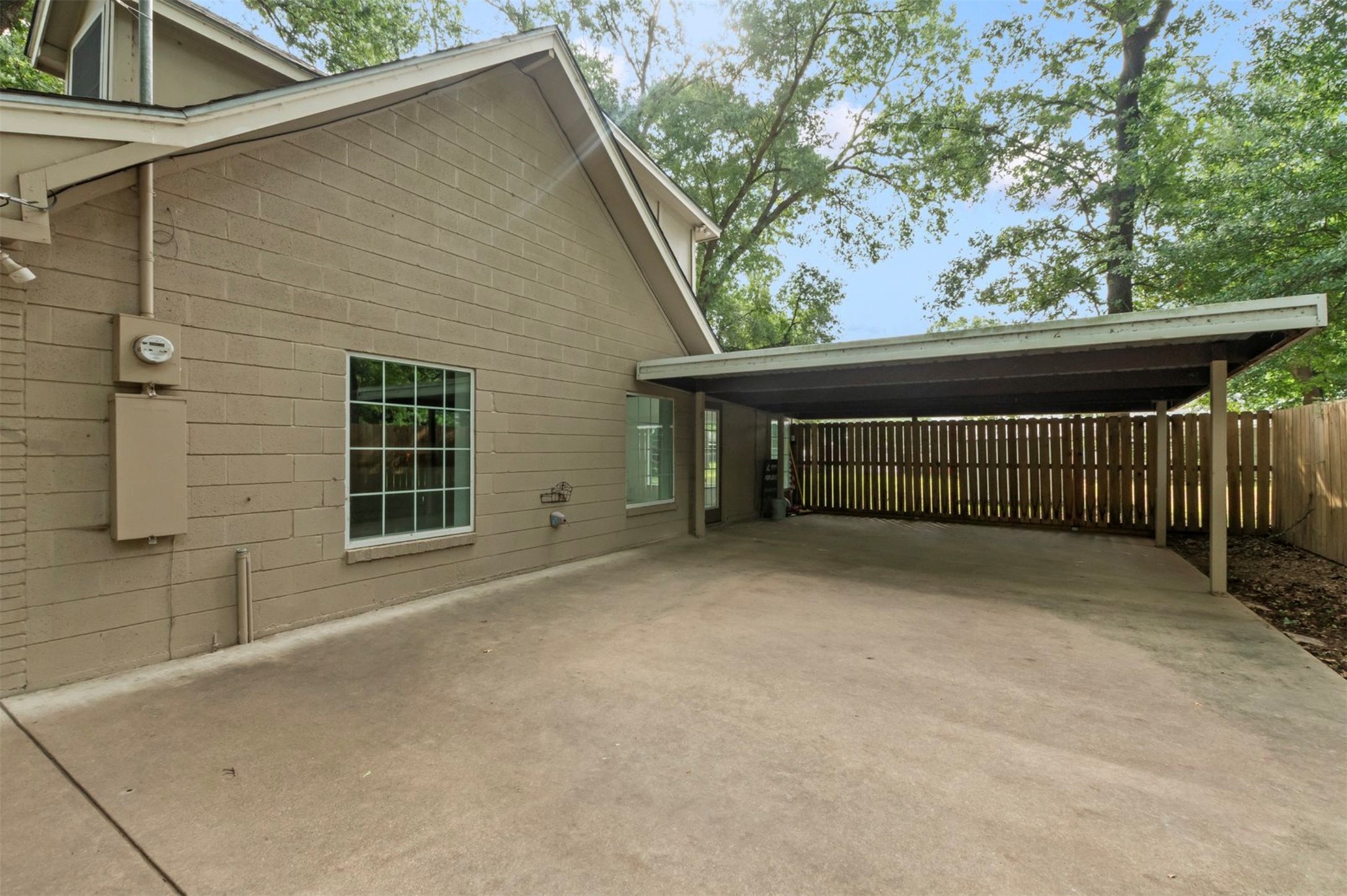 921 Bradleys Bend