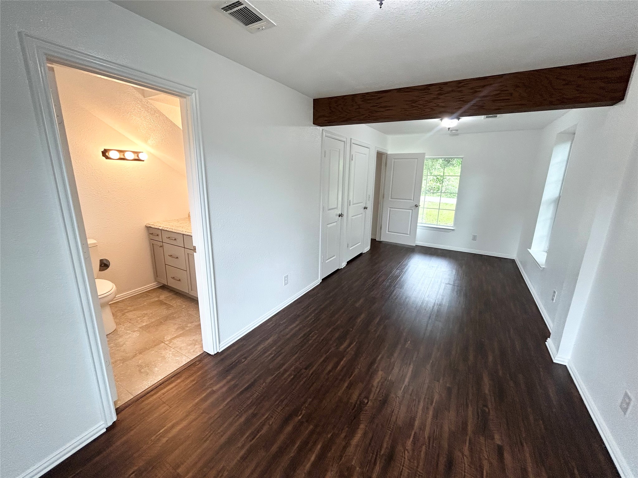 921 Bradleys Bend