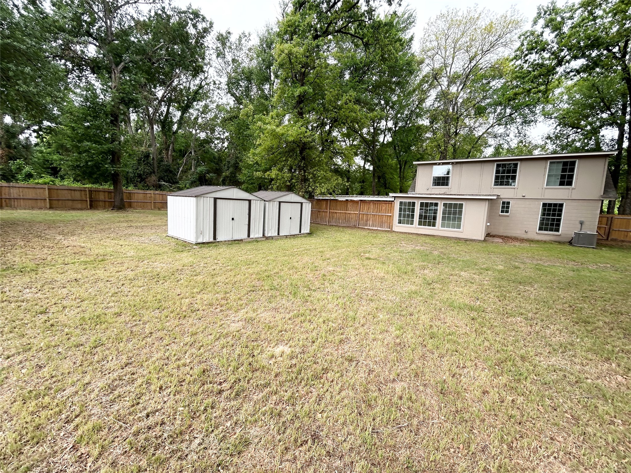 921 Bradleys Bend