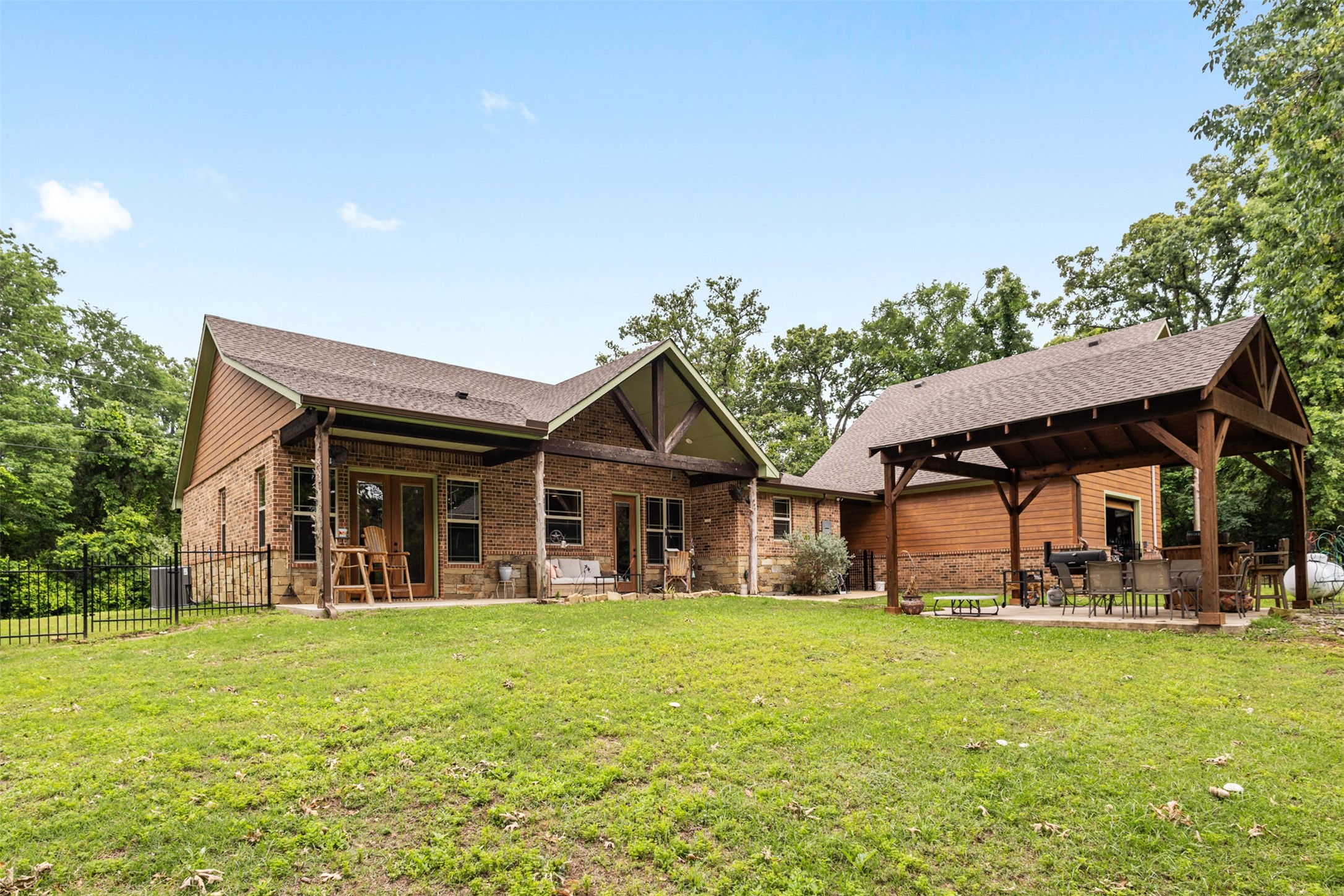 307 Beachside Drive