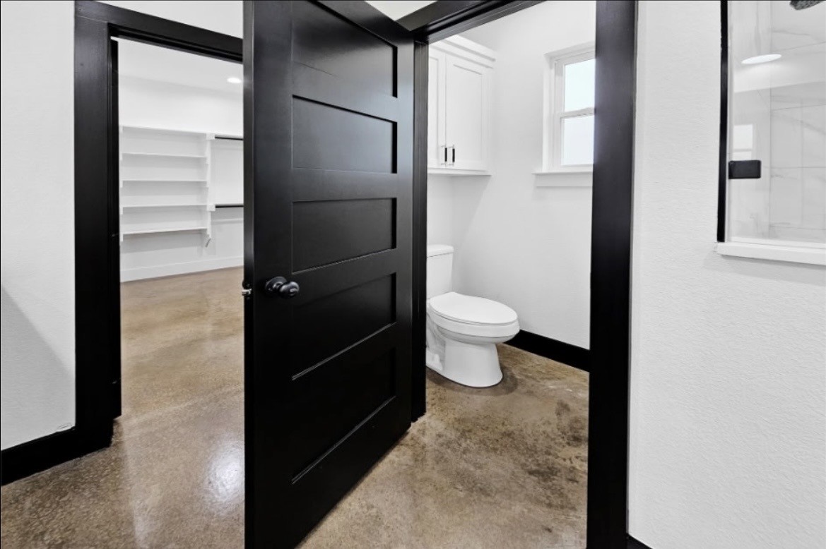 5226 Tom Hickman Lane