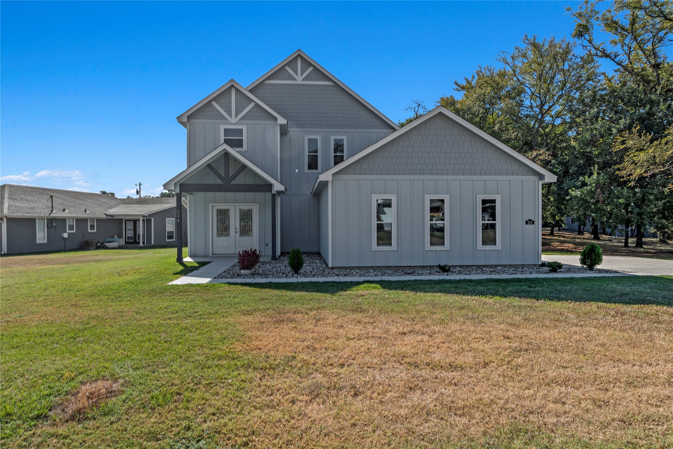 314 Oak Creek Drive