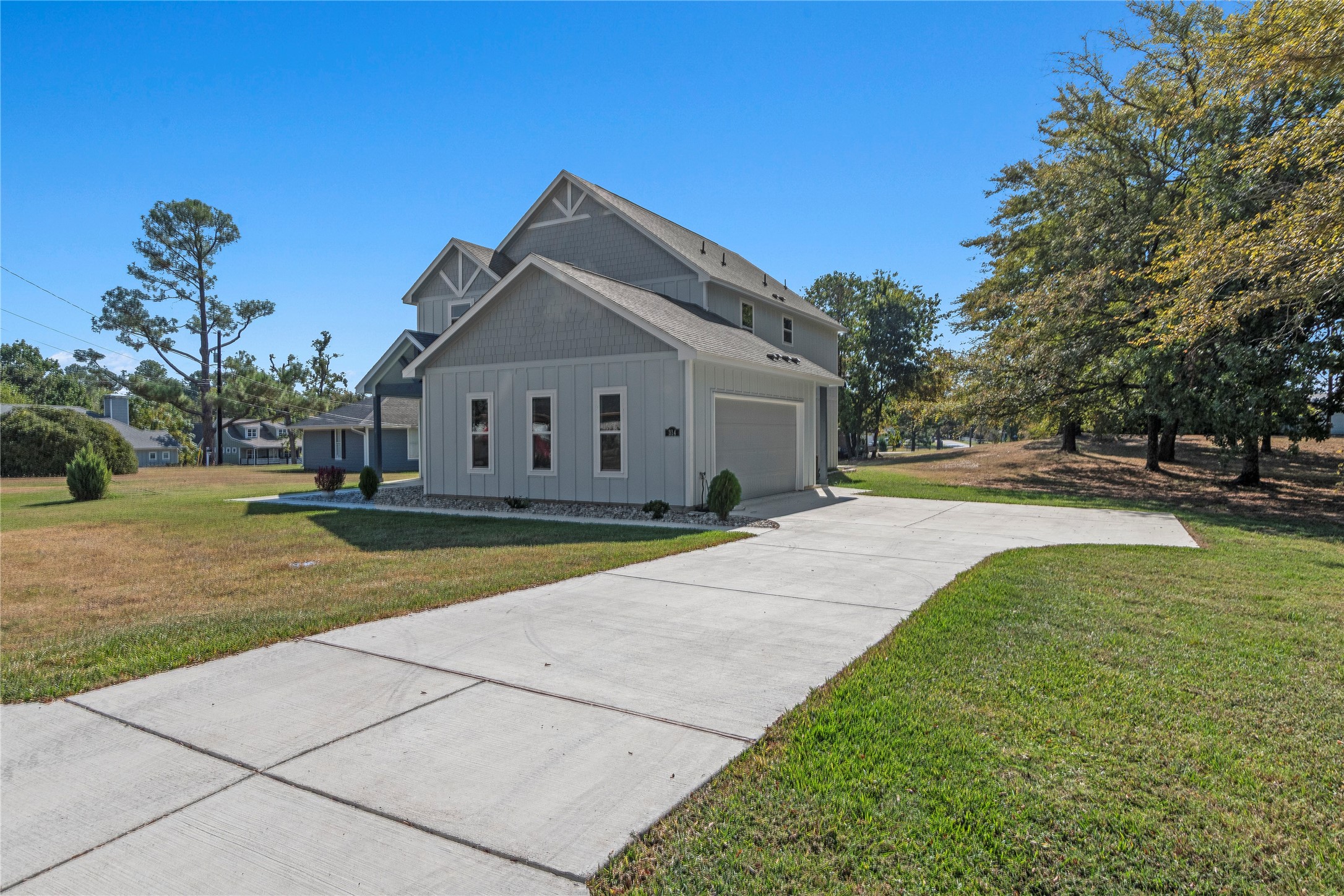 314 Oak Creek Drive