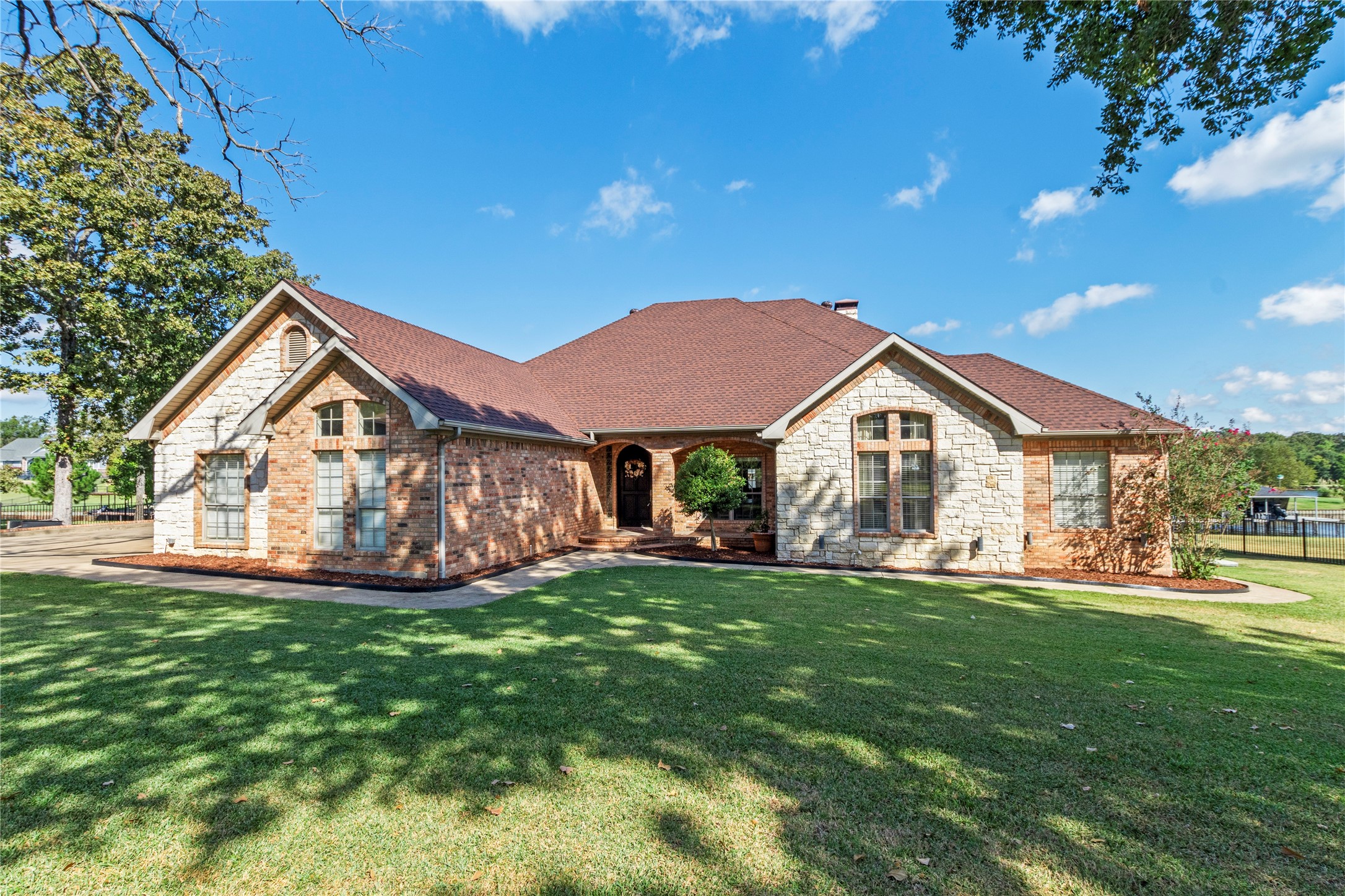 180 Surls Drive