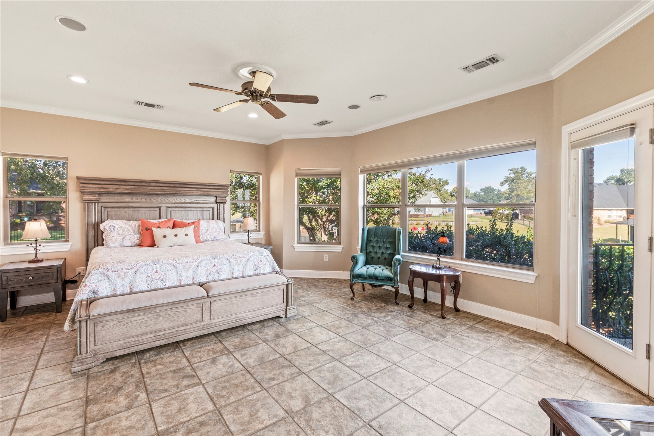 180 Surls Drive