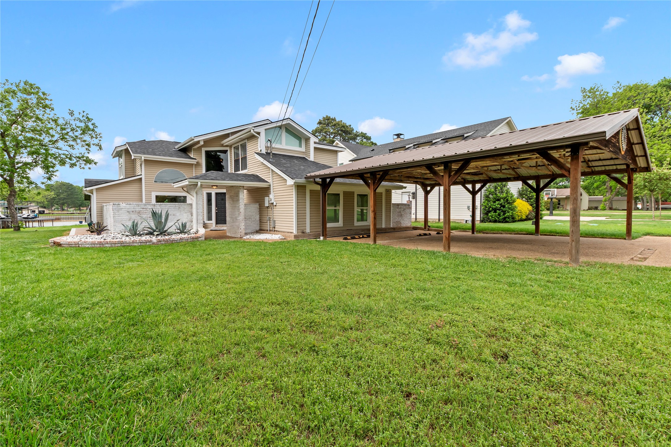 125 Xit Ranch Road