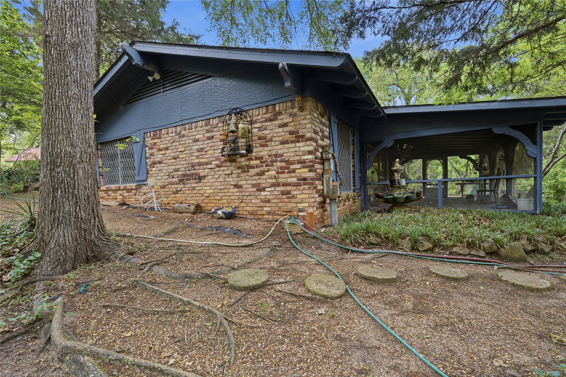 11222 County Road 1201