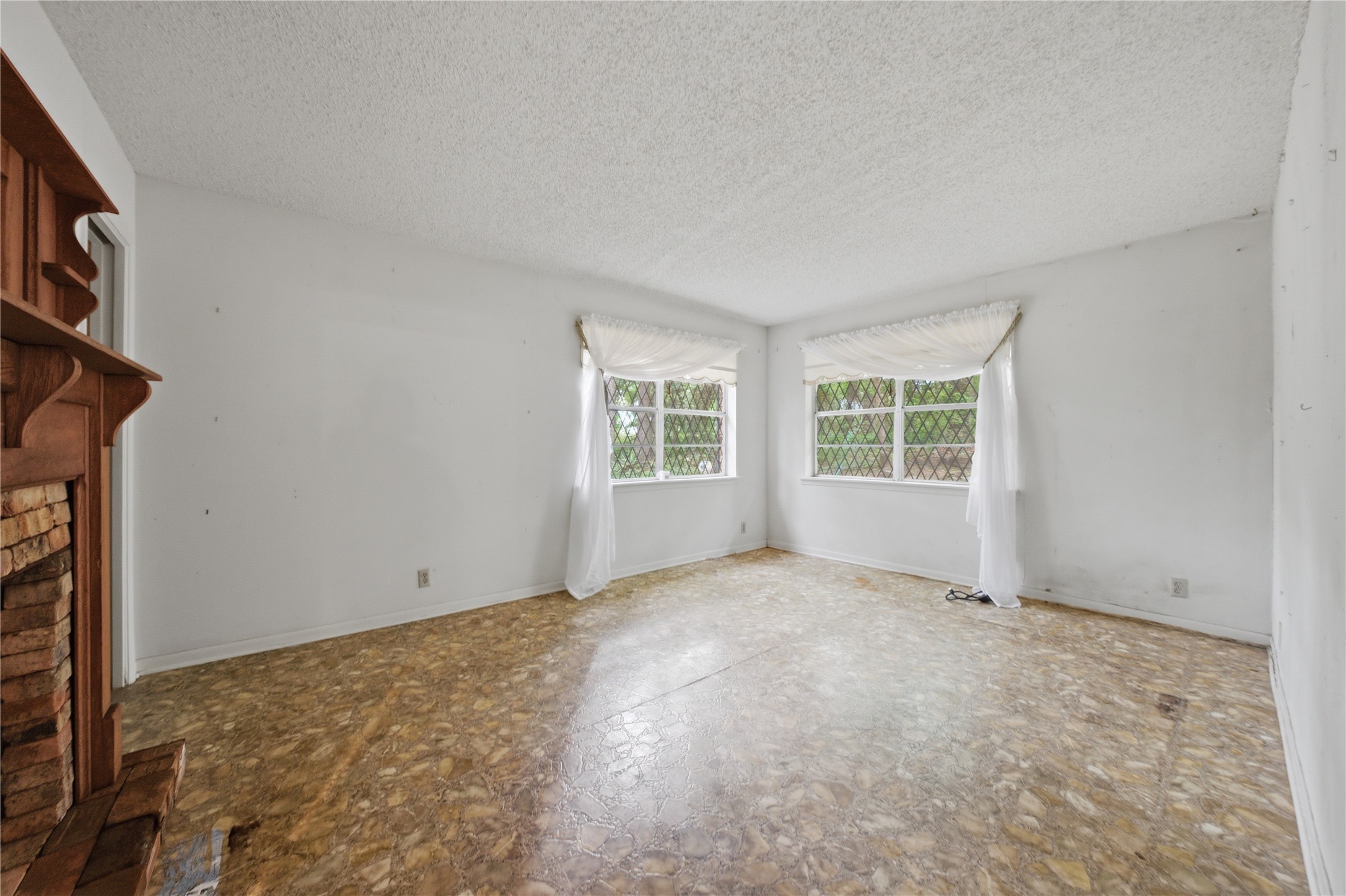 11222 County Road 1201