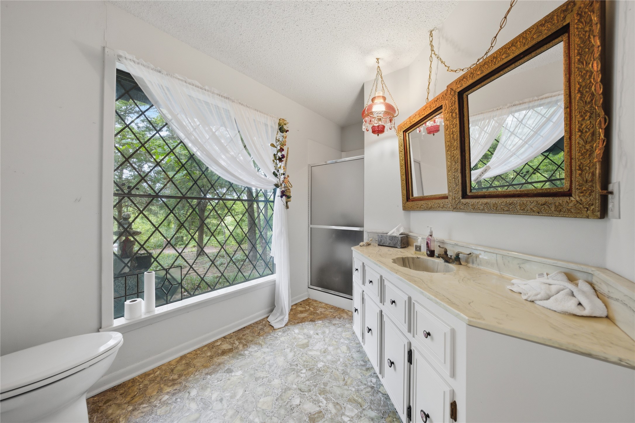 11222 County Road 1201