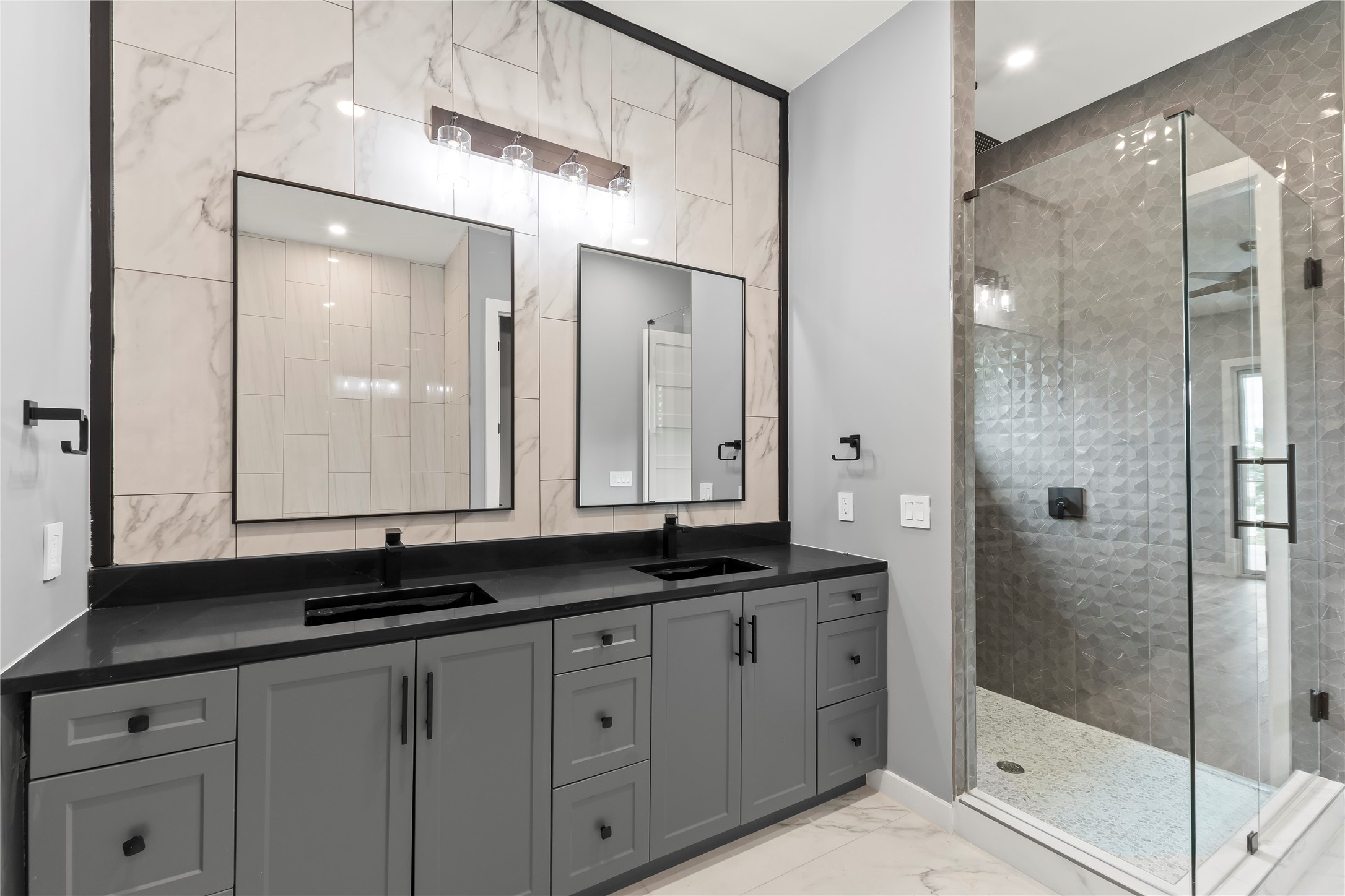 8983 Southern Shore Court