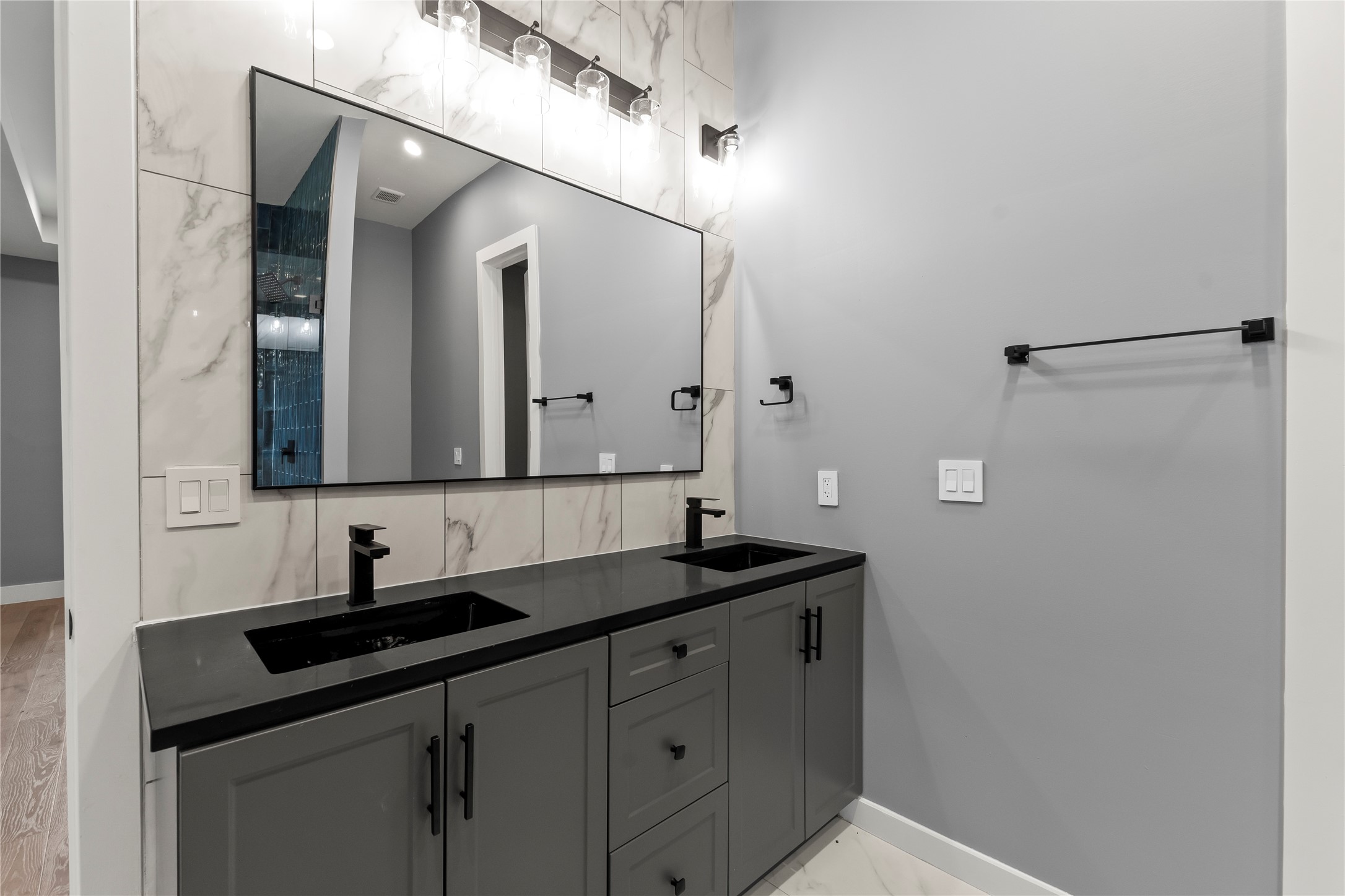 8983 Southern Shore Court
