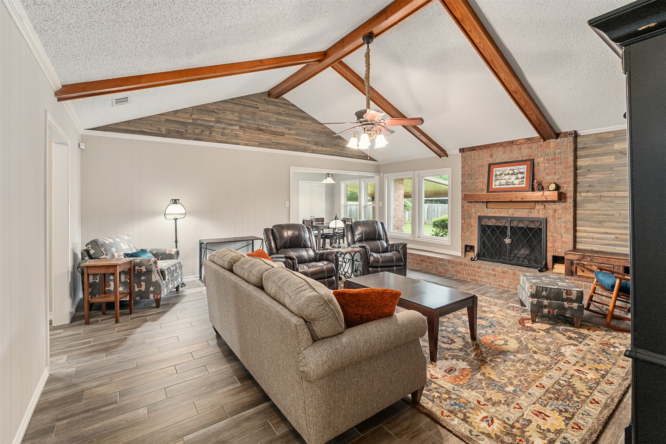 1102 Mill Run Road