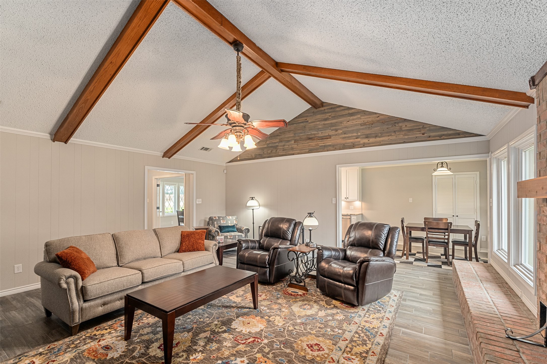 1102 Mill Run Road