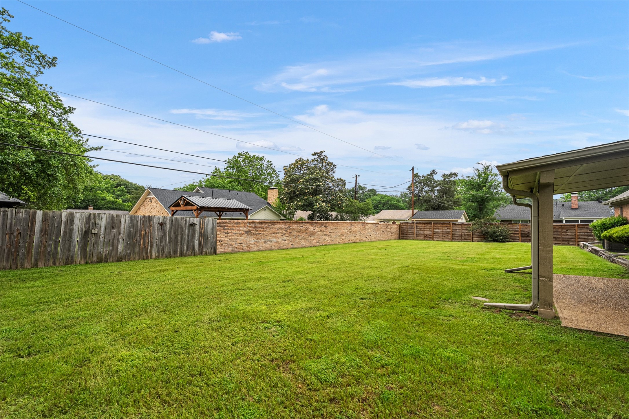 1102 Mill Run Road