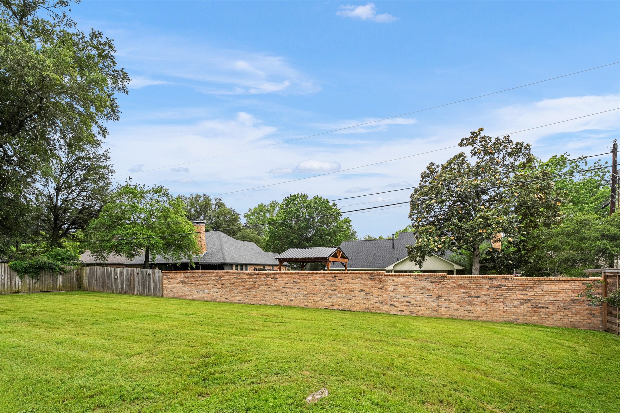 1102 Mill Run Road