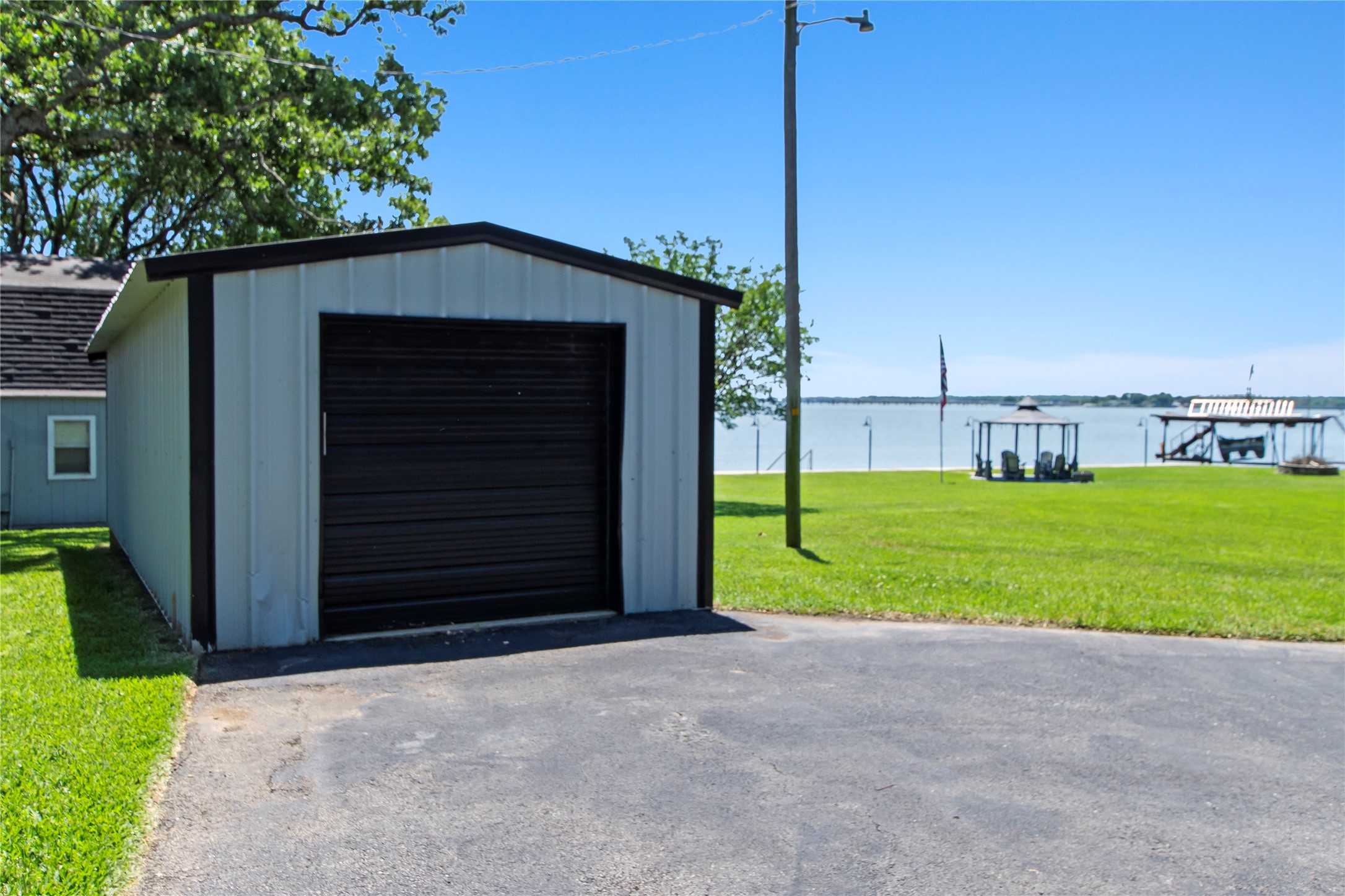 1301 Oak Hill Drive