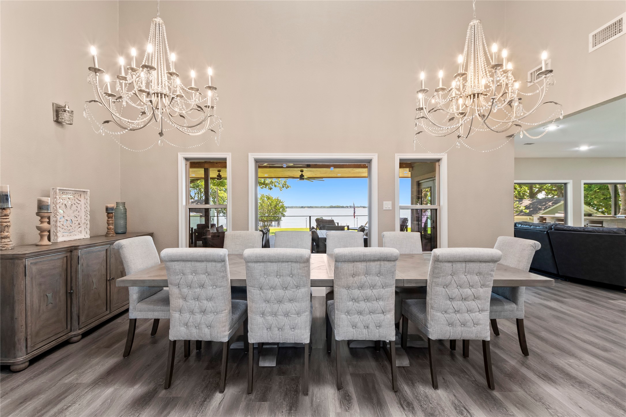 1301 Oak Hill Drive