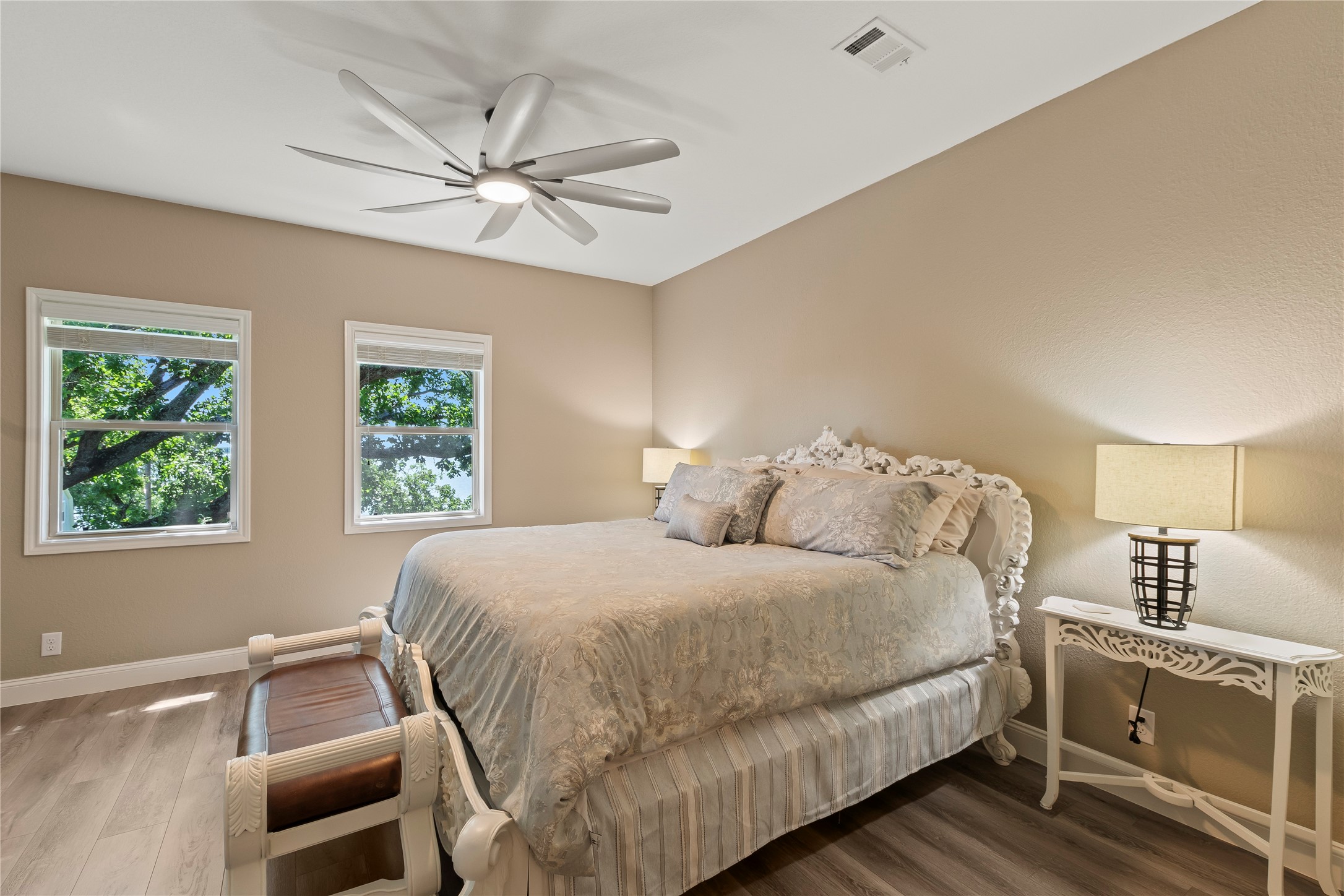 1301 Oak Hill Drive