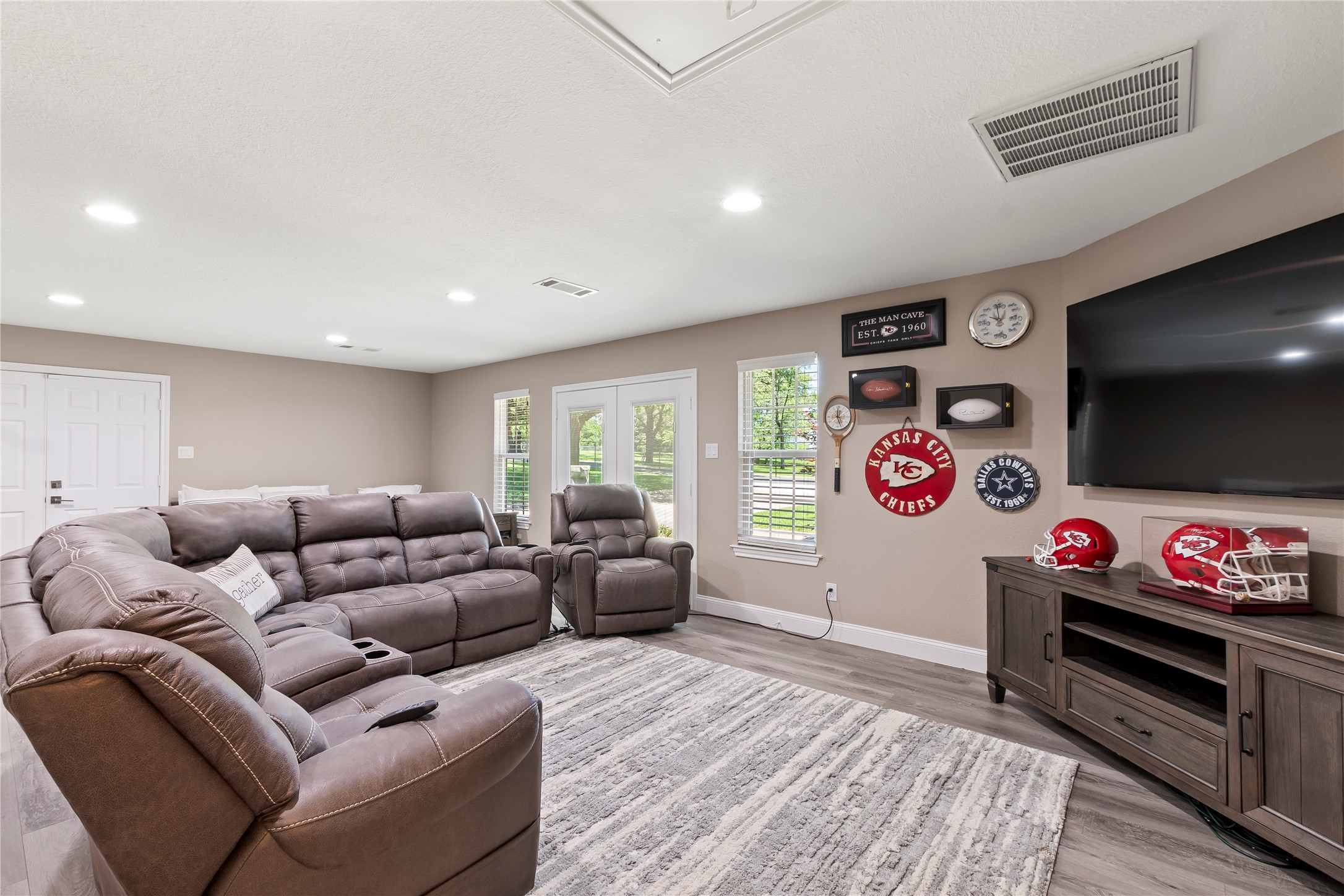 1301 Oak Hill Drive