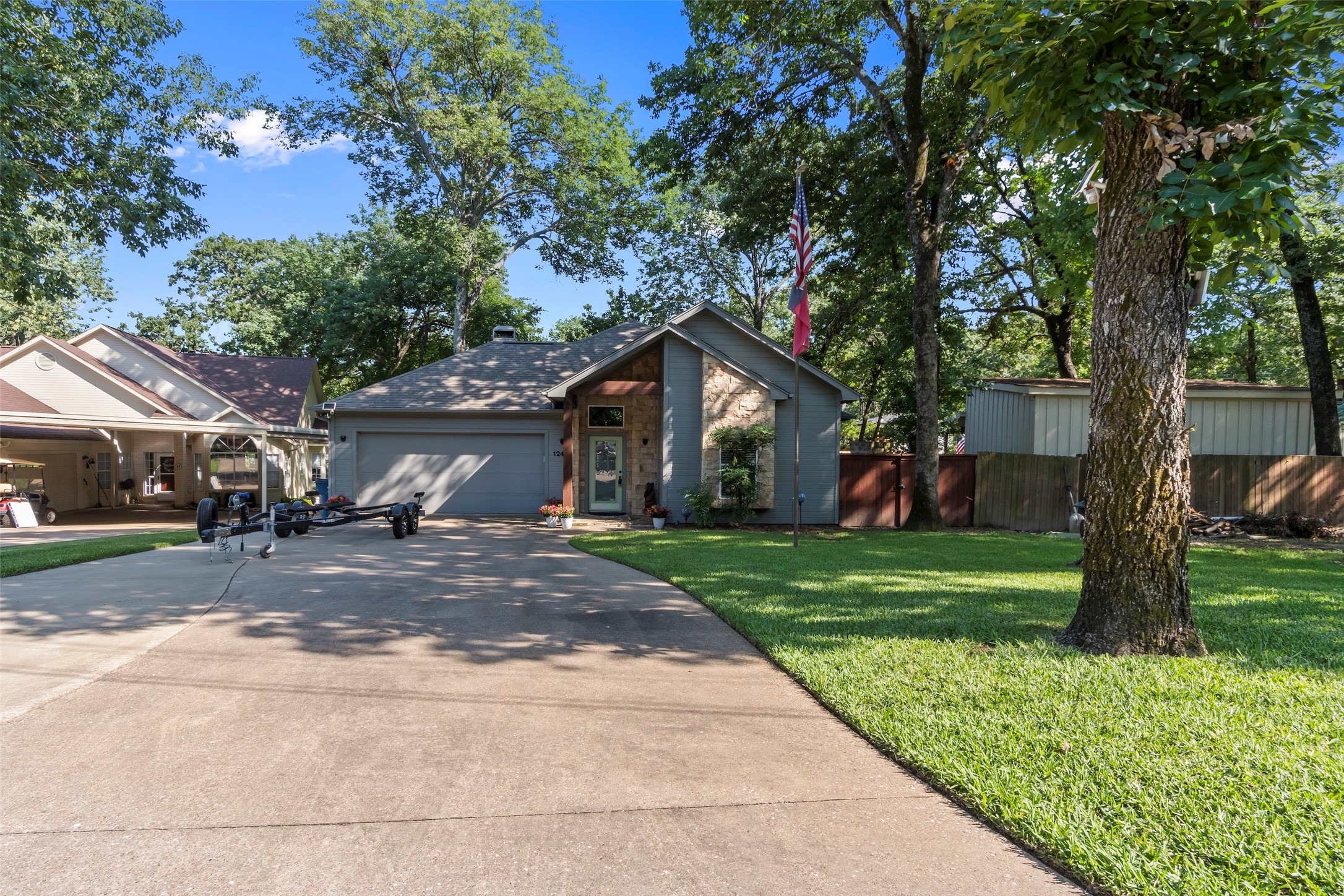 124 Robin Hood Way