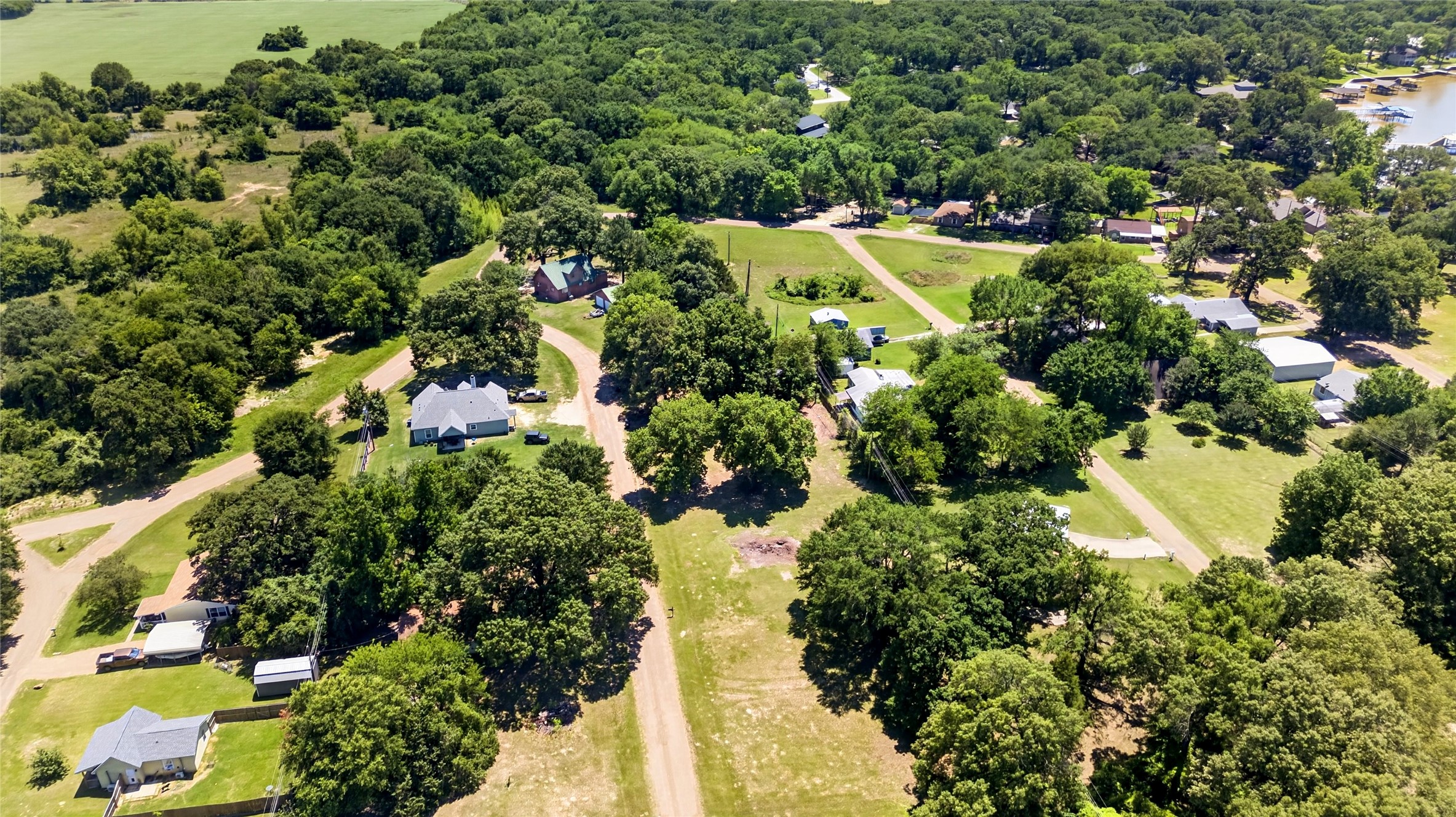 00 Crestwood Drive