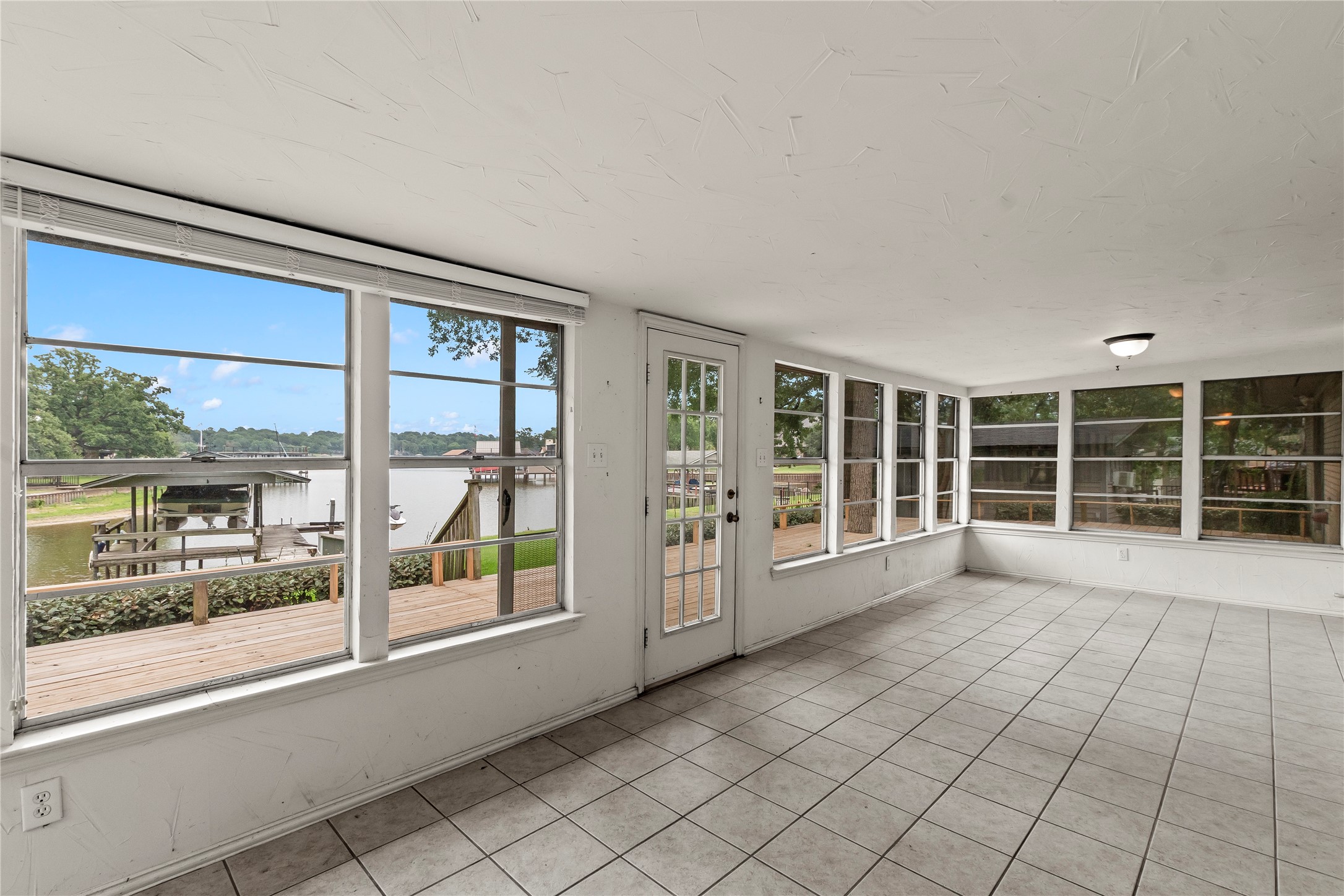 111 Deer Island Road