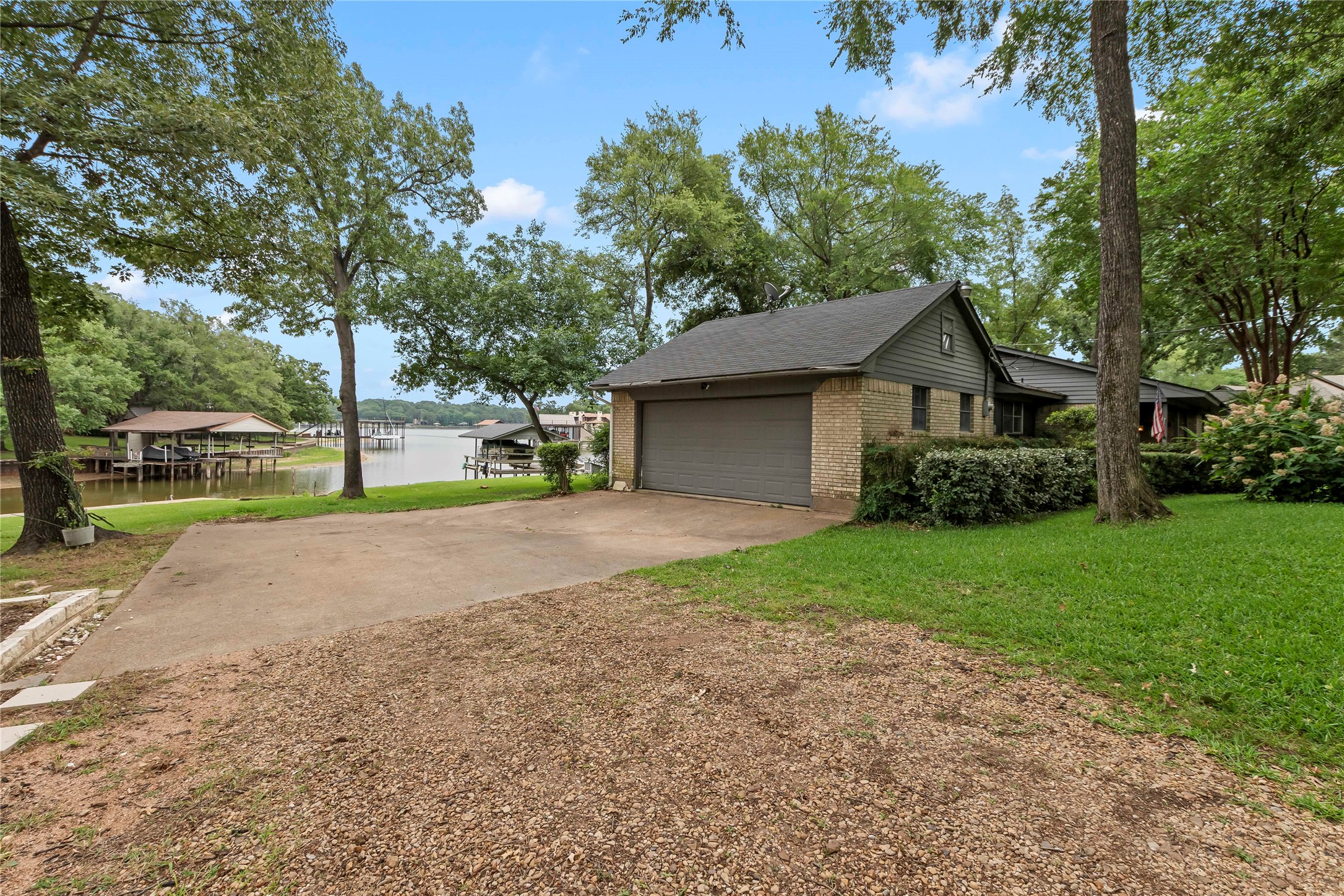 111 Deer Island Road