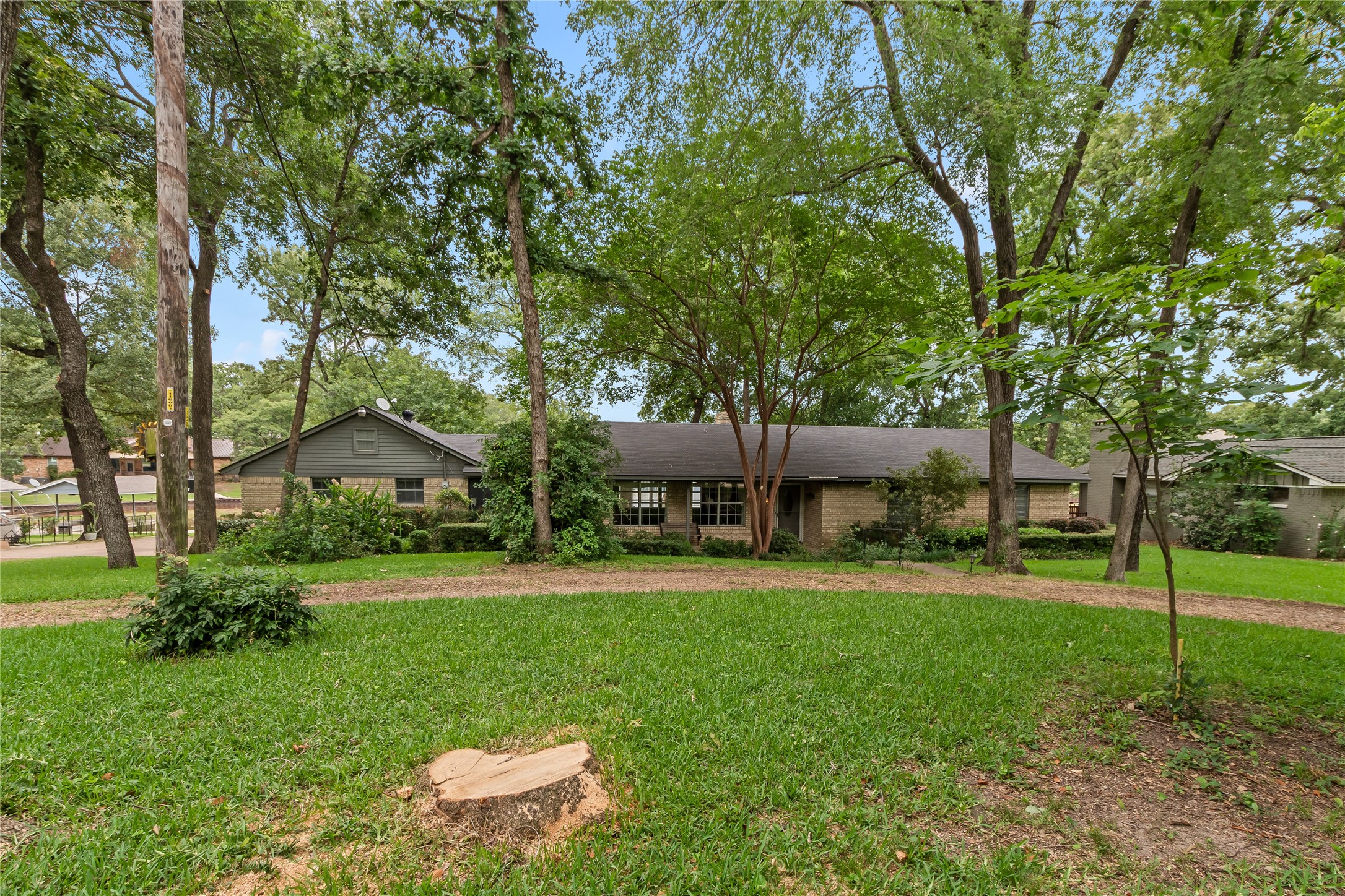 111 Deer Island Road